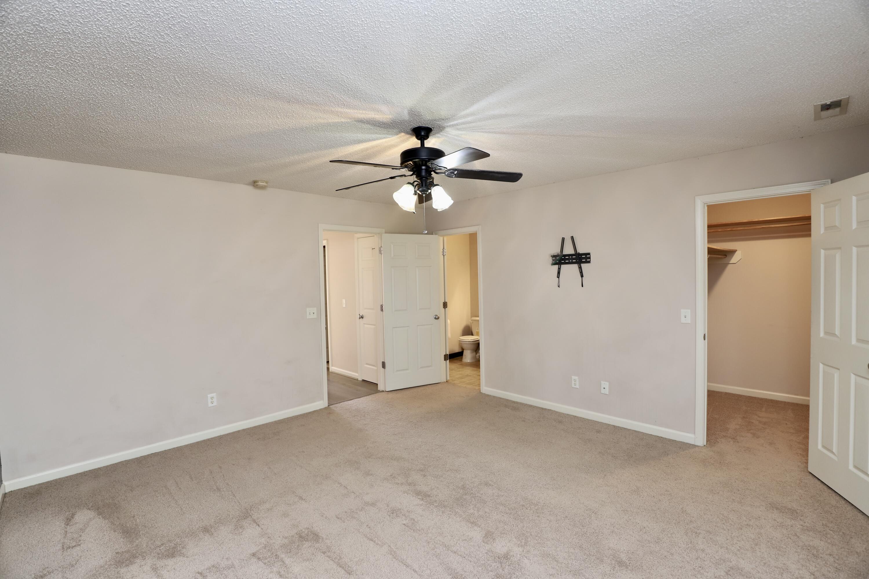 2605 Turning Leaf Lane