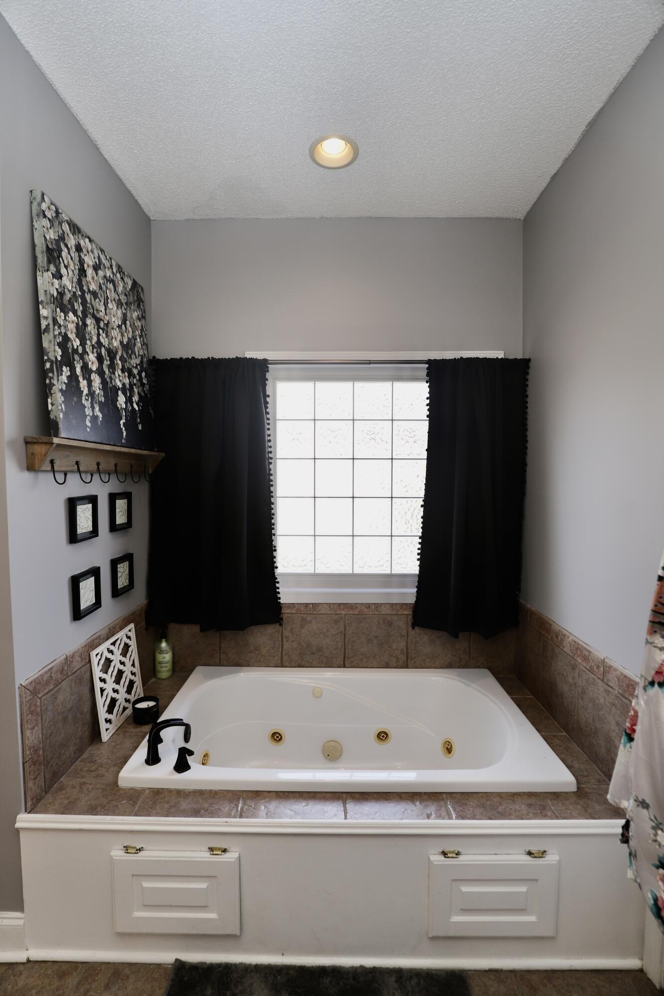 1855 Beachforest Way