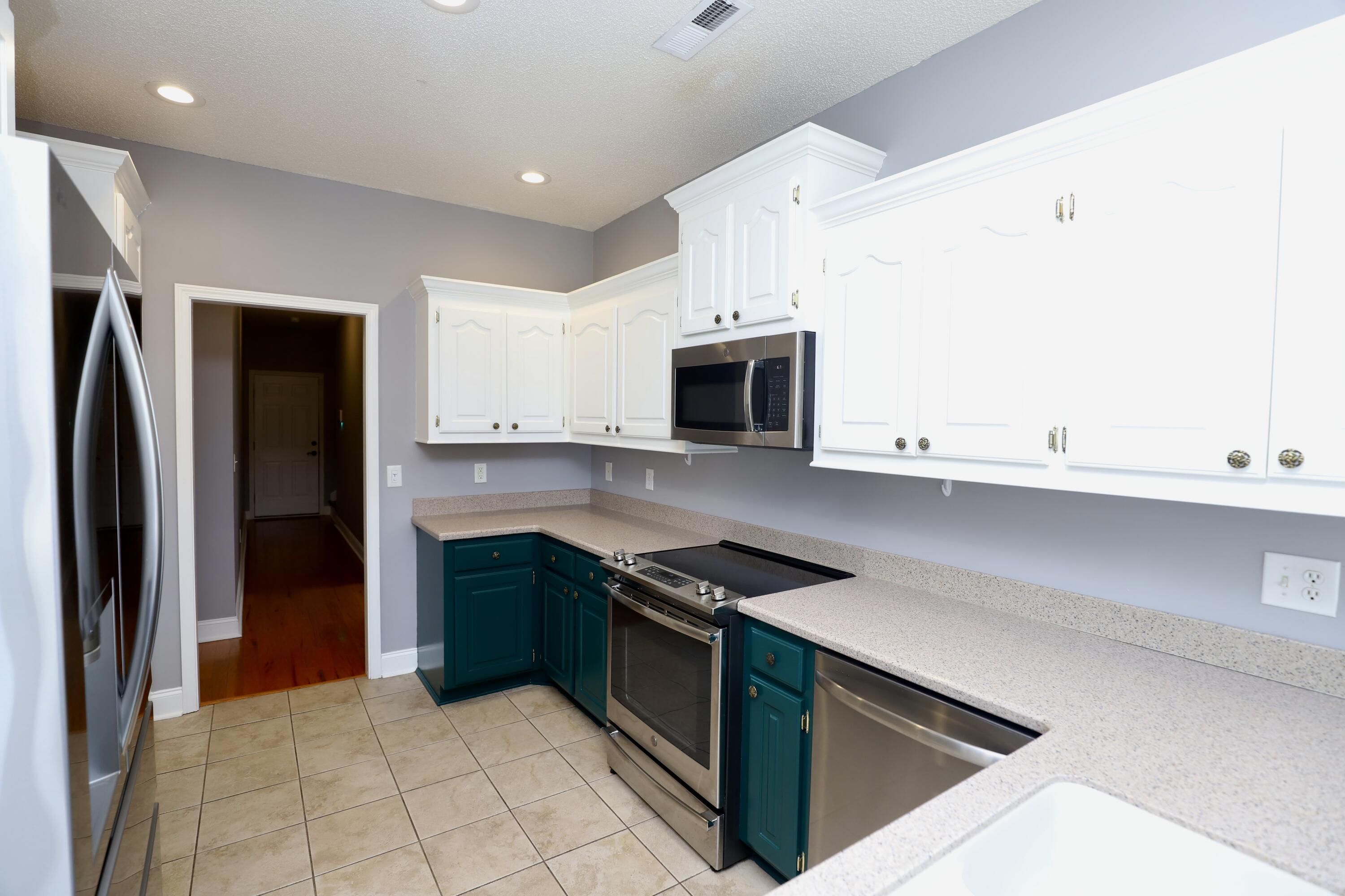 1855 Beachforest Way