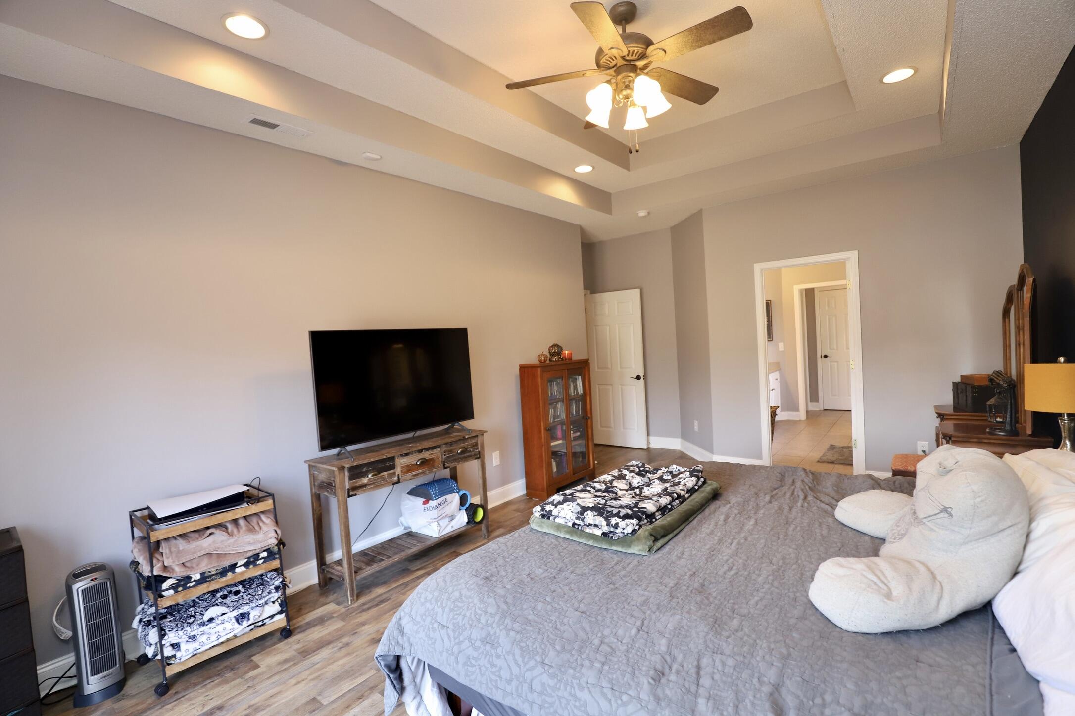 1855 Beachforest Way