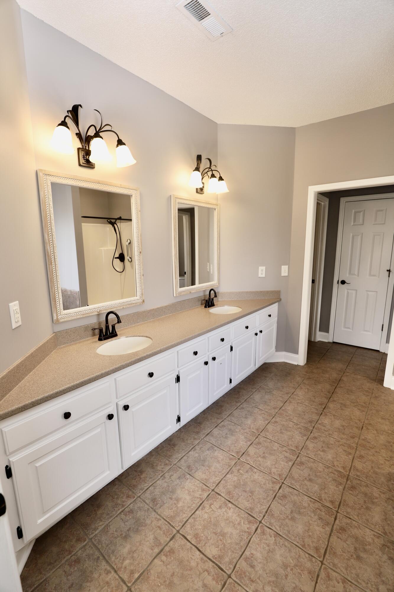 1855 Beachforest Way