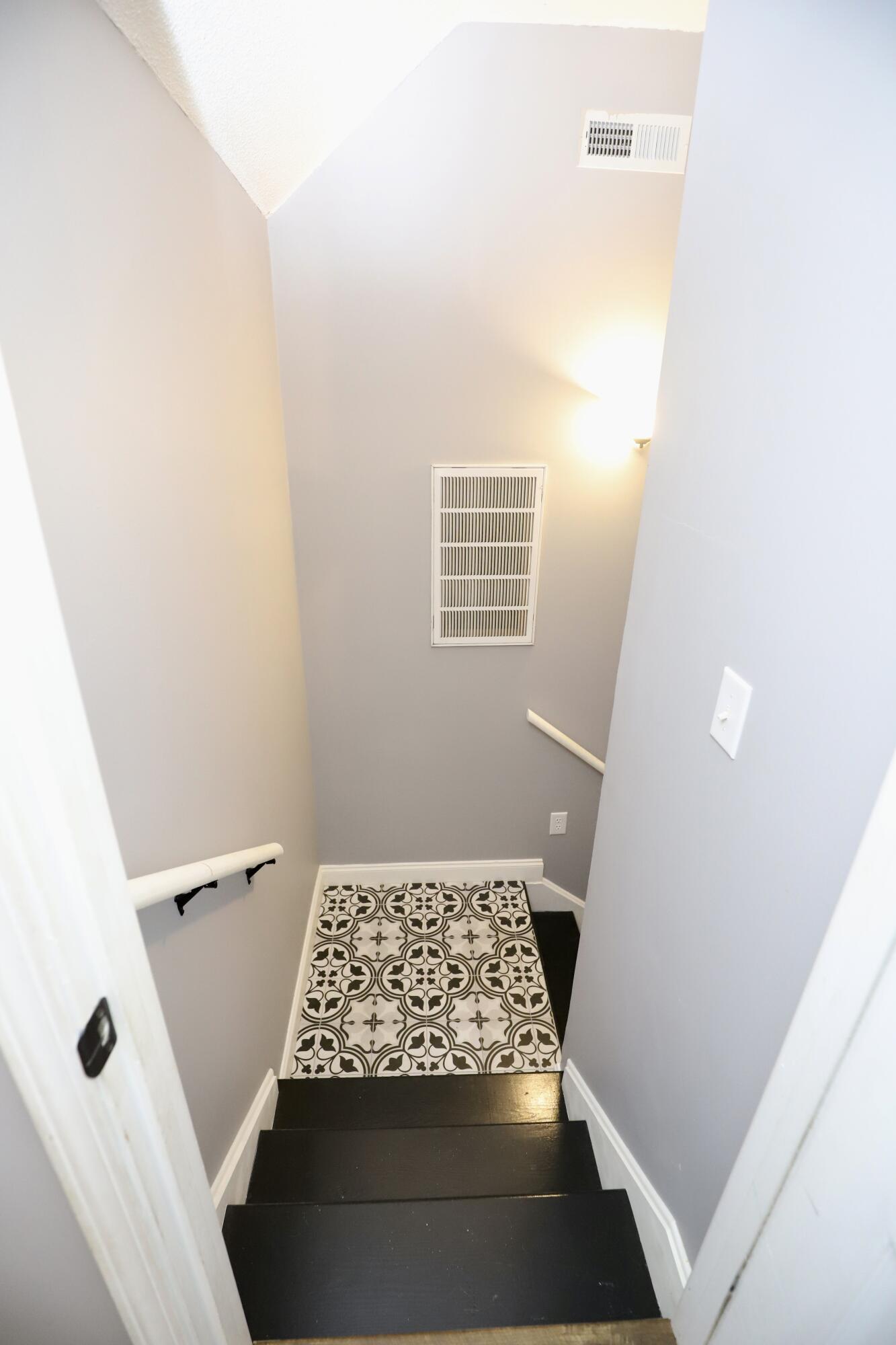 1855 Beachforest Way