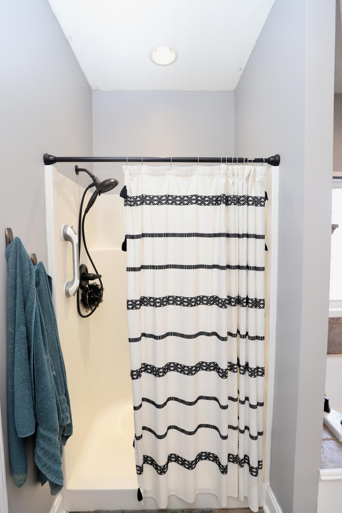 1855 Beachforest Way