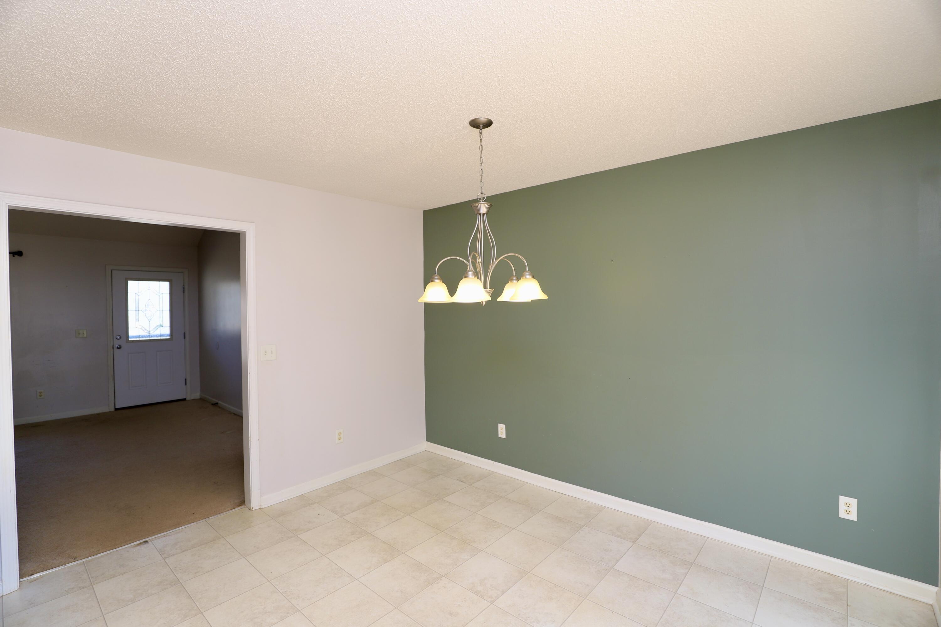 2690 Navigator Circle