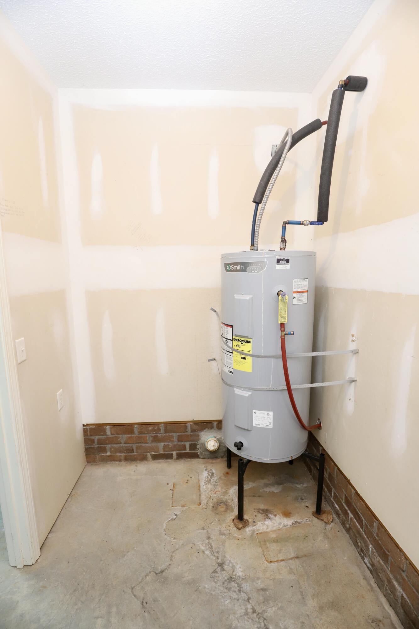 2690 Navigator Circle