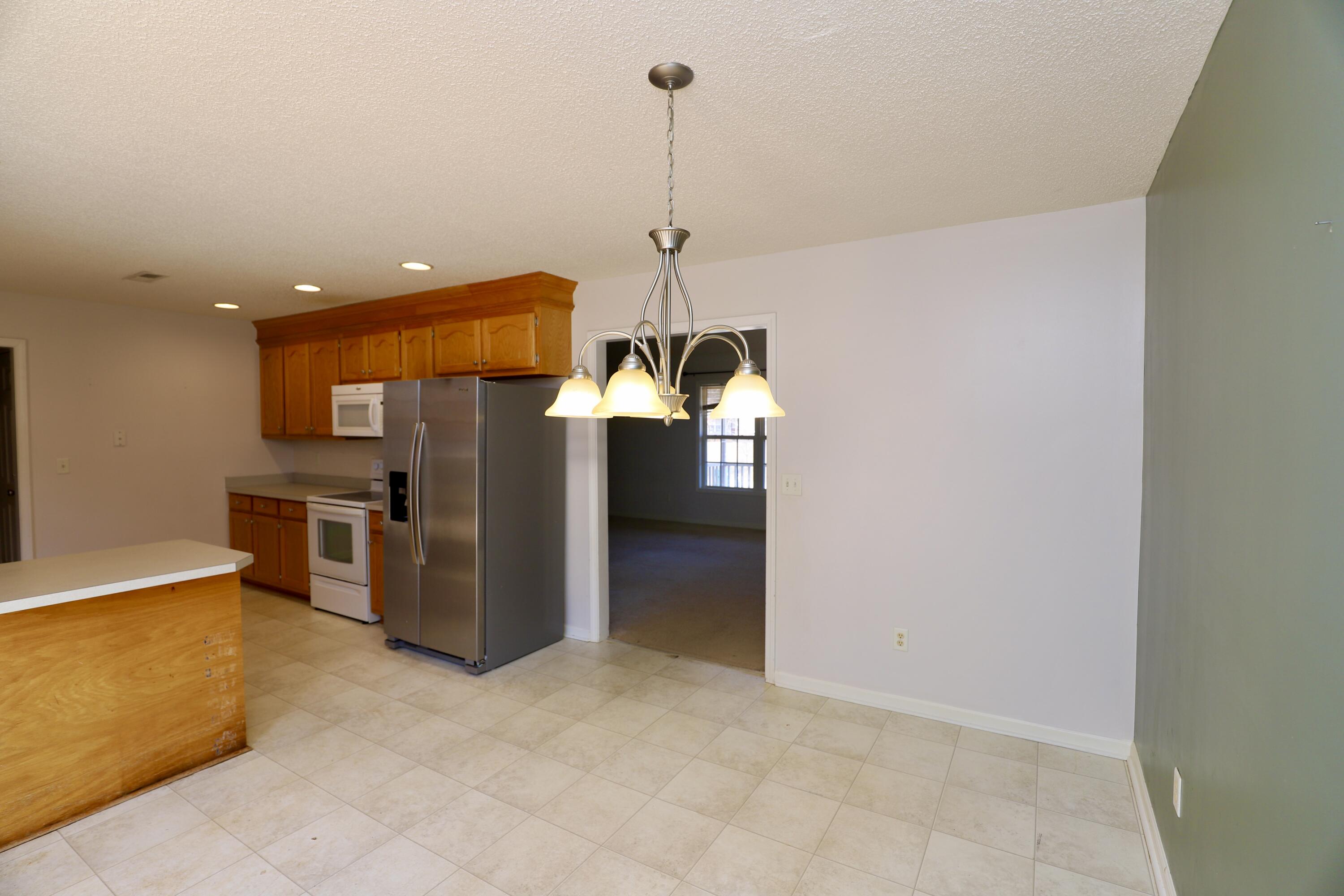 2690 Navigator Circle