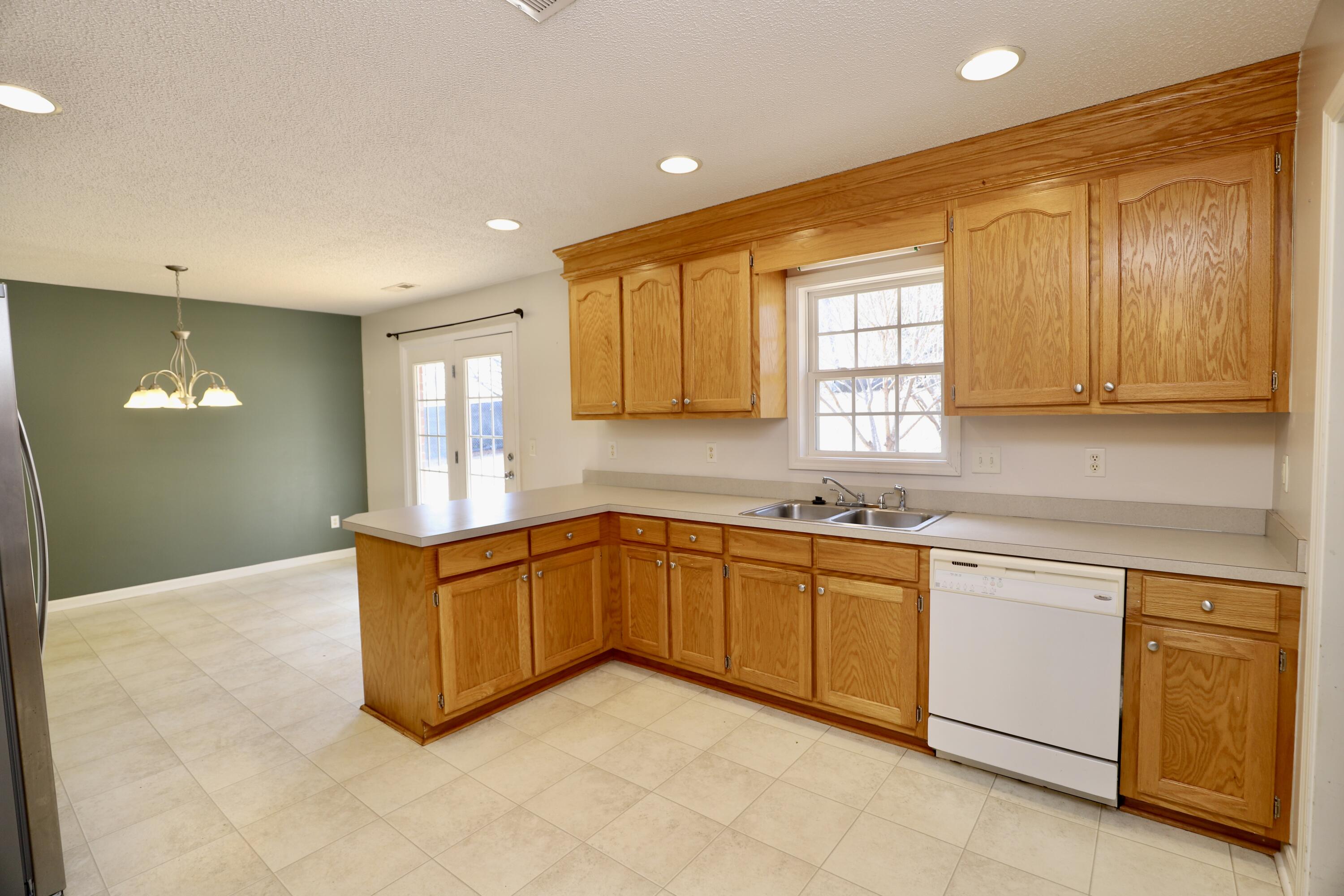 2690 Navigator Circle