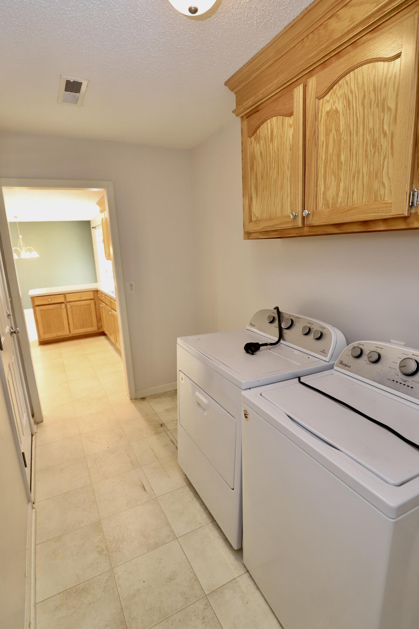 2690 Navigator Circle