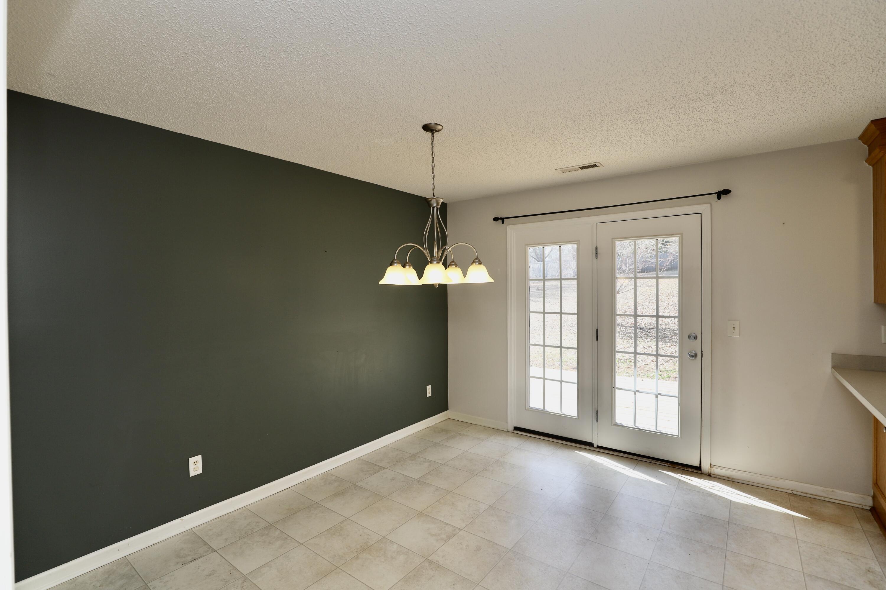 2690 Navigator Circle