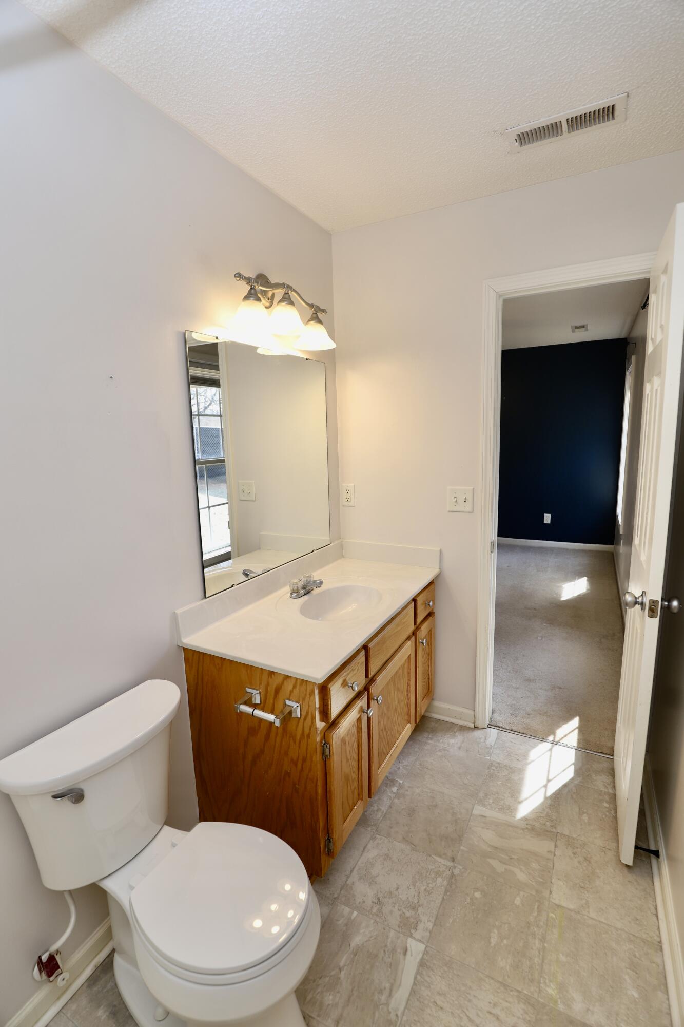 2690 Navigator Circle