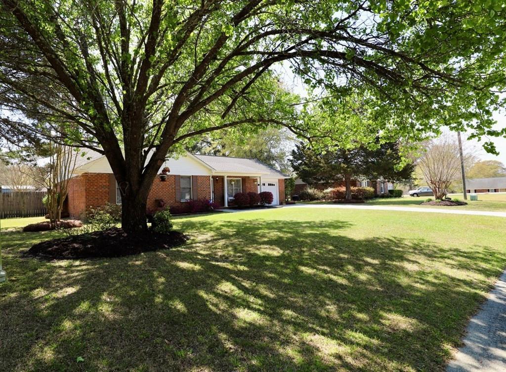 2415 Edmunds Drive
