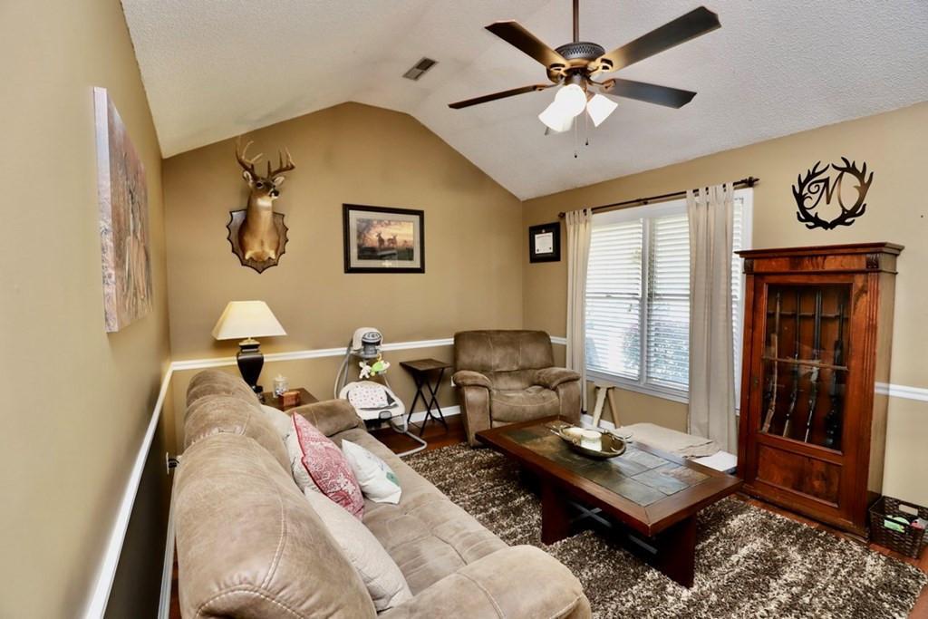 2415 Edmunds Drive