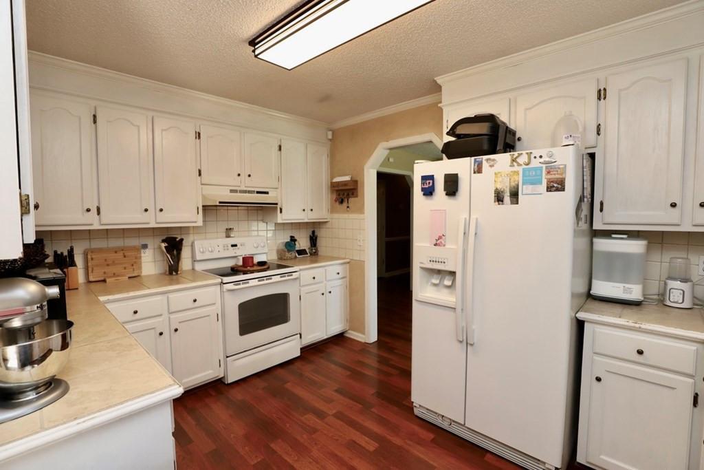 2415 Edmunds Drive