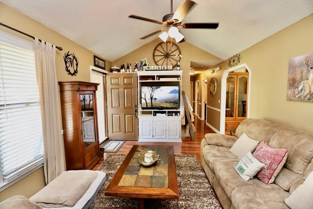 2415 Edmunds Drive