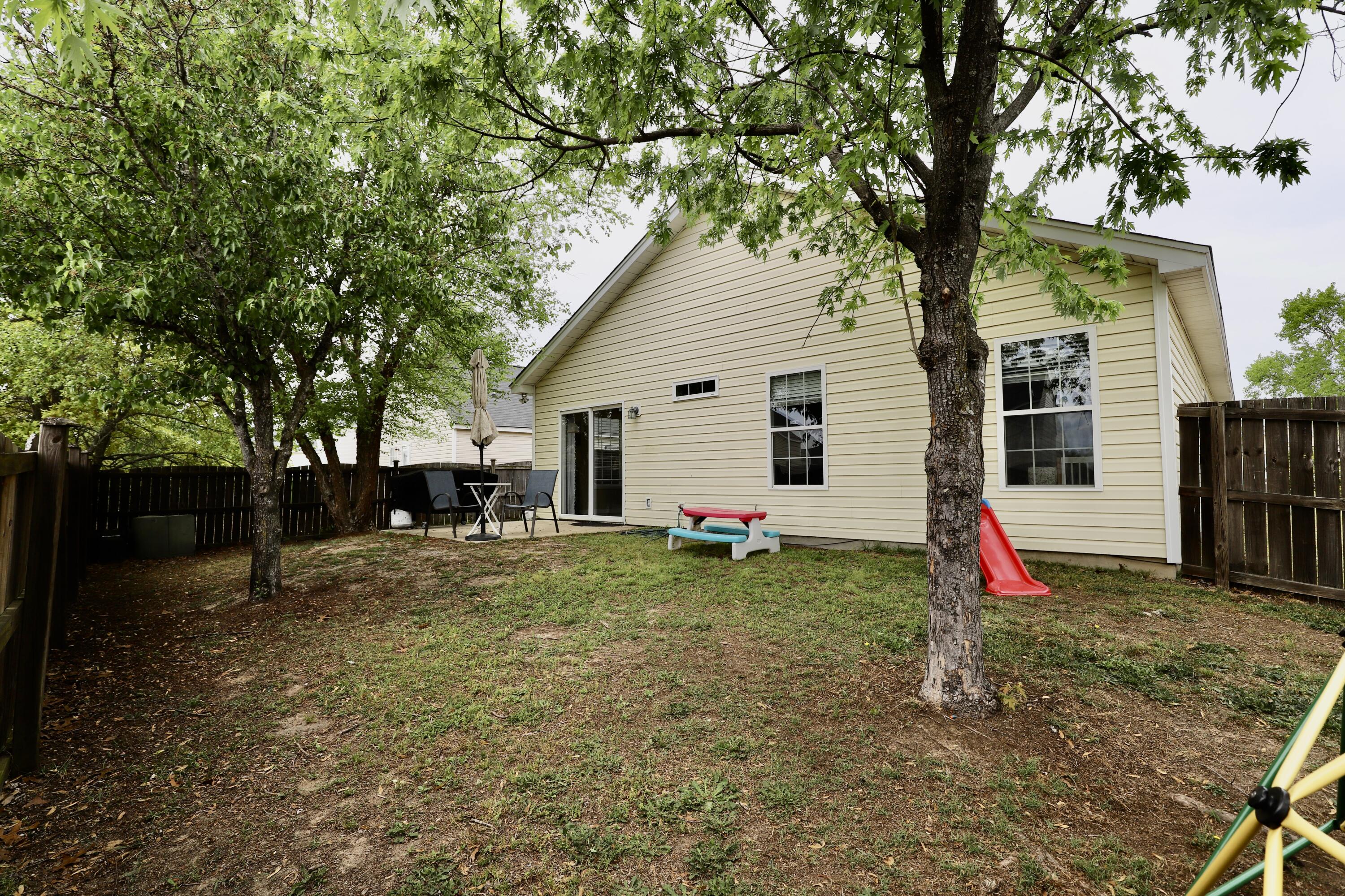 1116 Waverly Place Lane