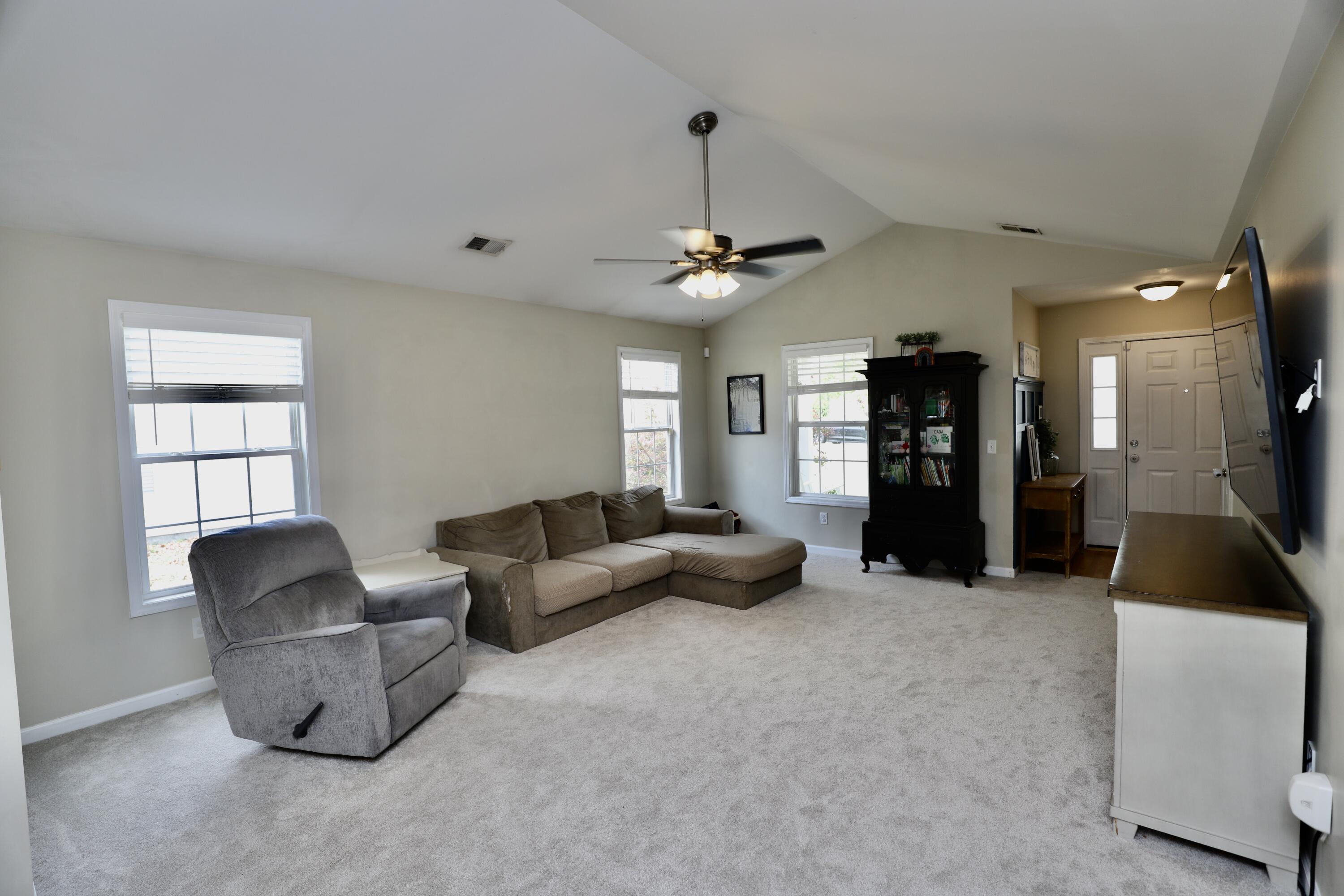 1116 Waverly Place Lane