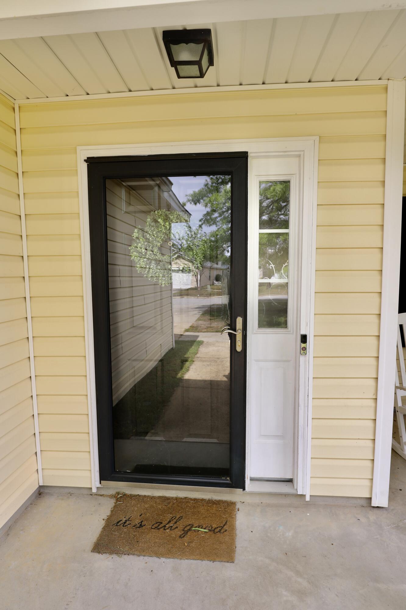 1116 Waverly Place Lane