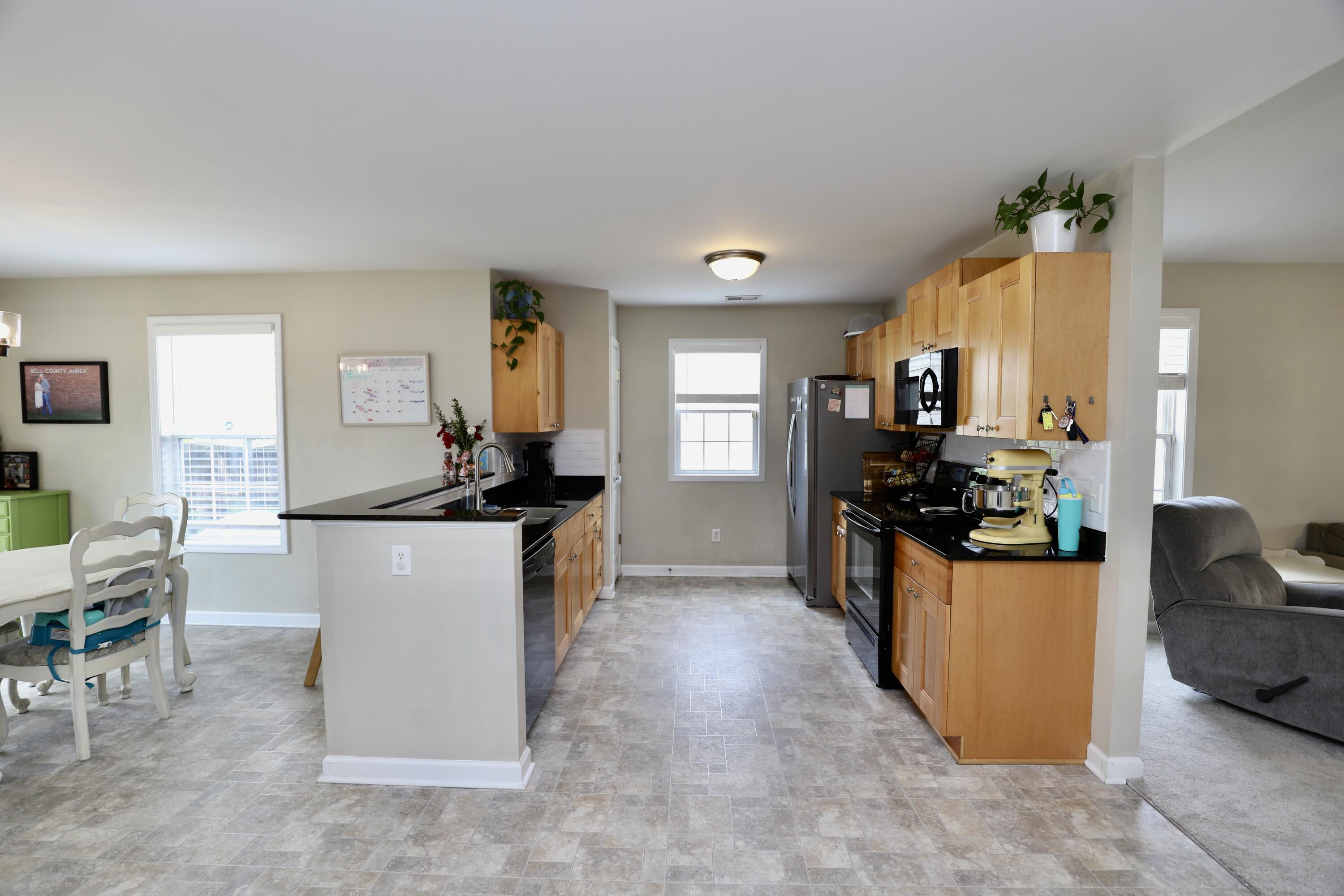 1116 Waverly Place Lane