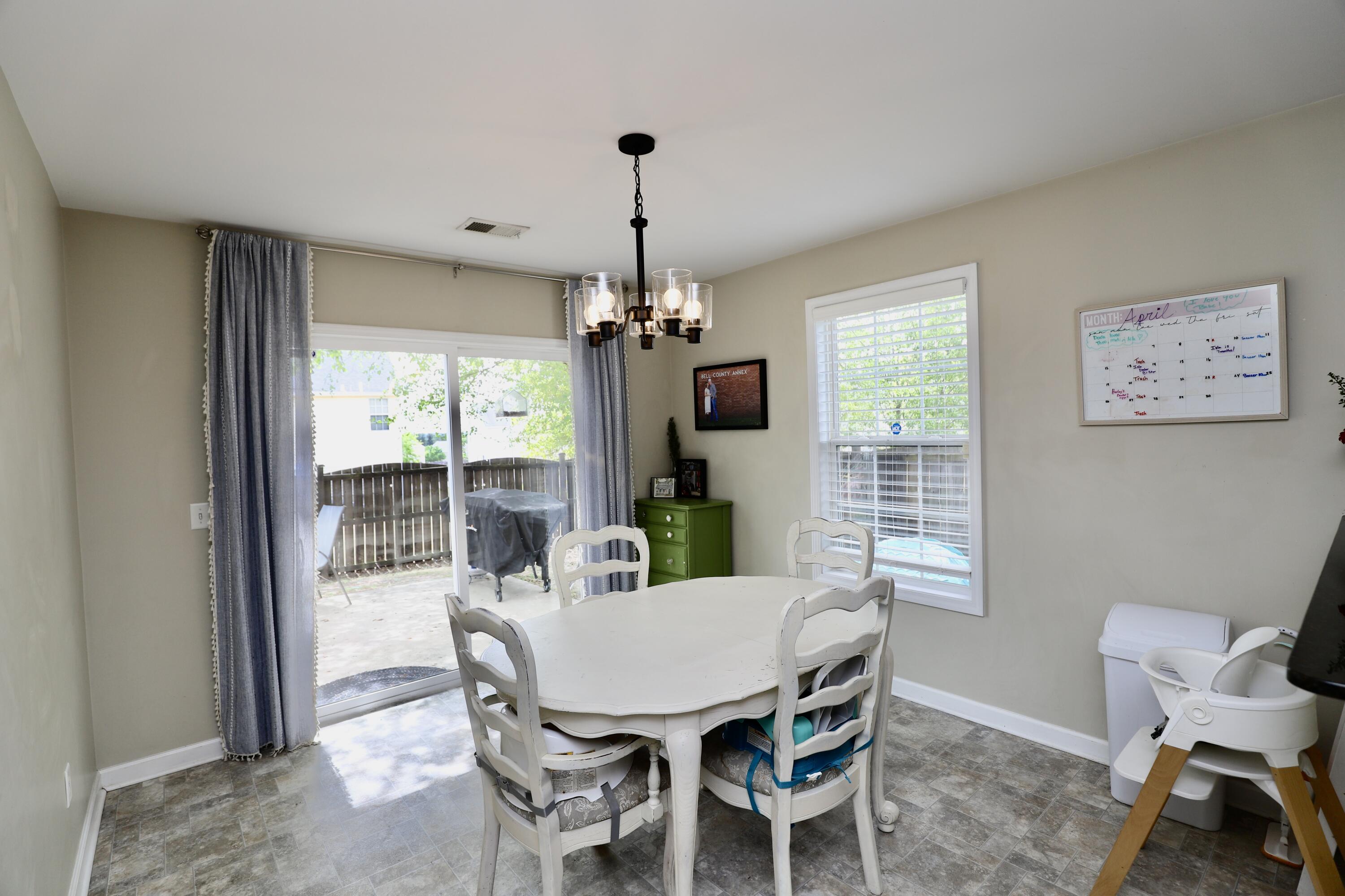 1116 Waverly Place Lane