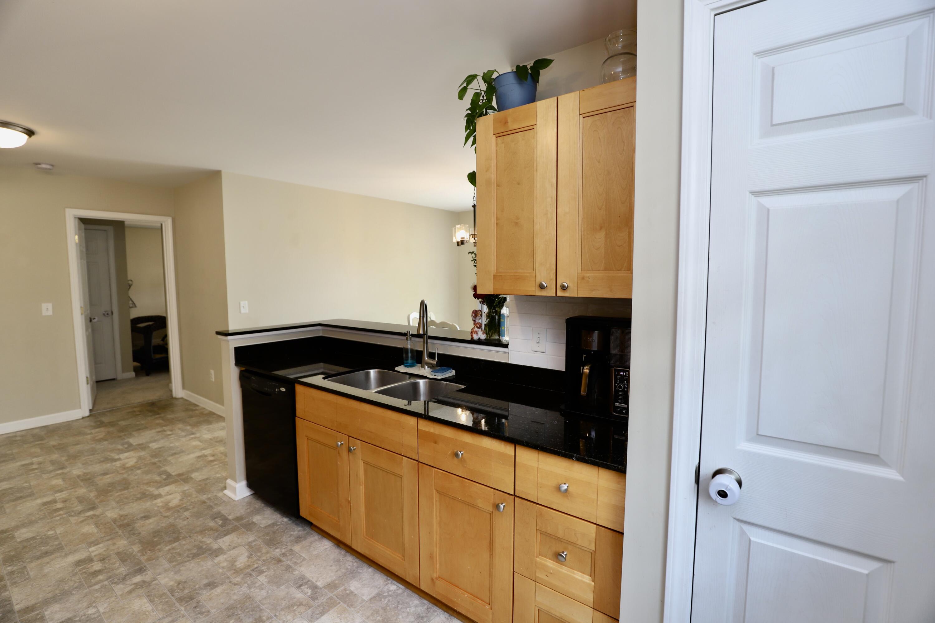 1116 Waverly Place Lane