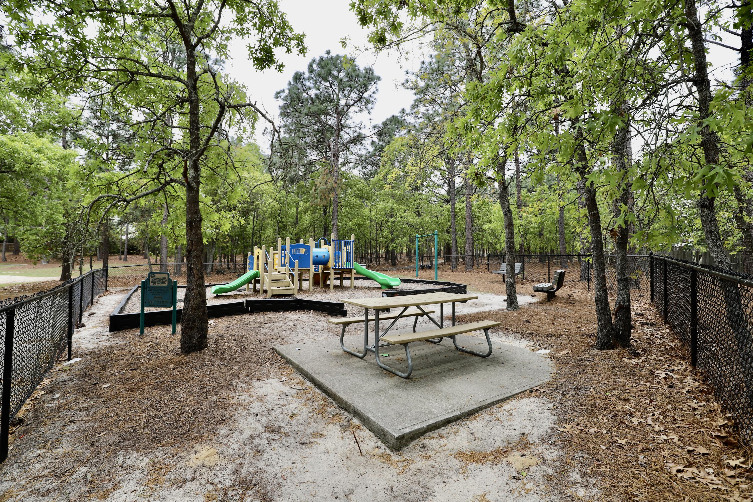 1116 Waverly Place Lane