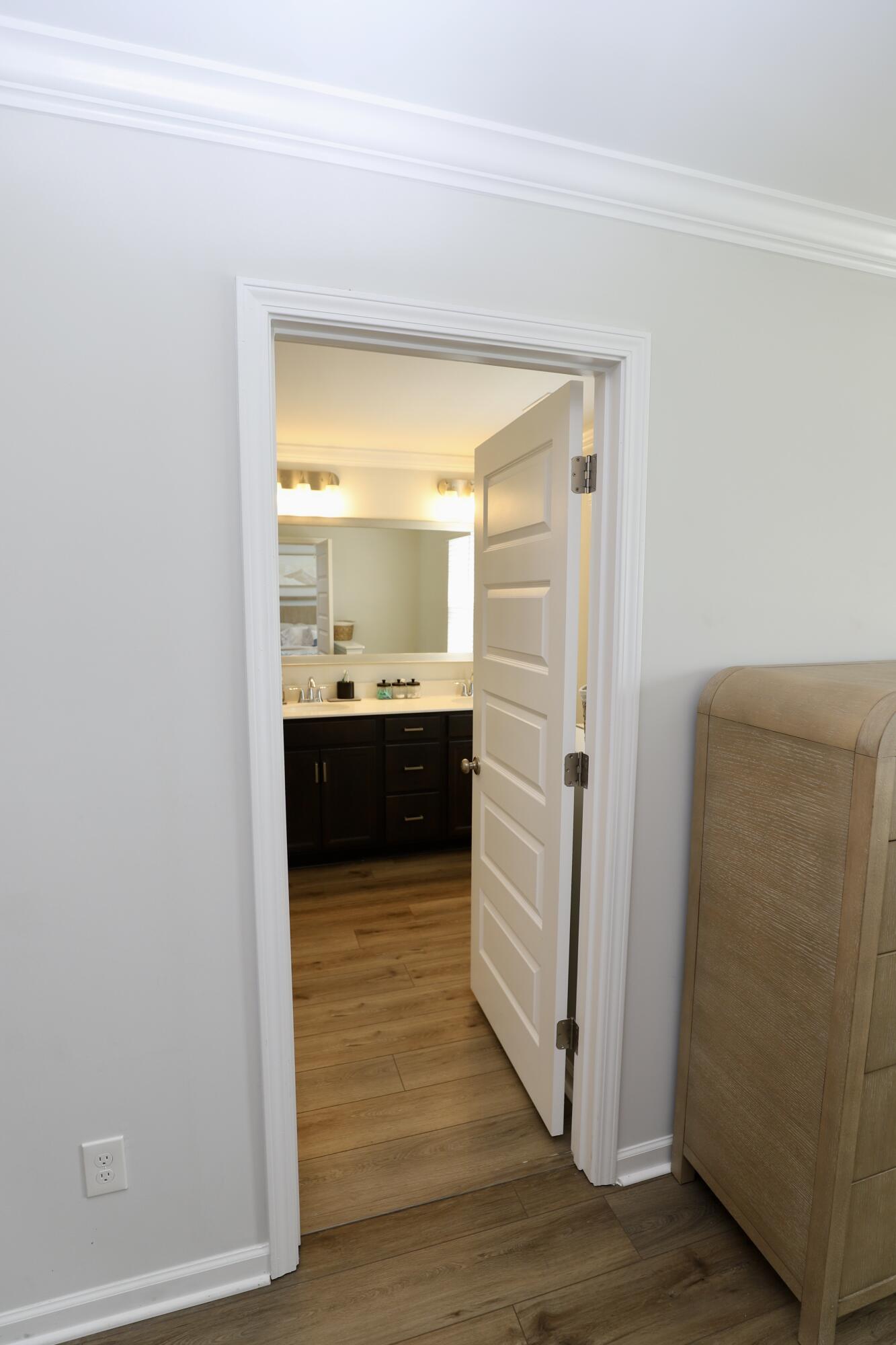 1052 Ashcroft Circle