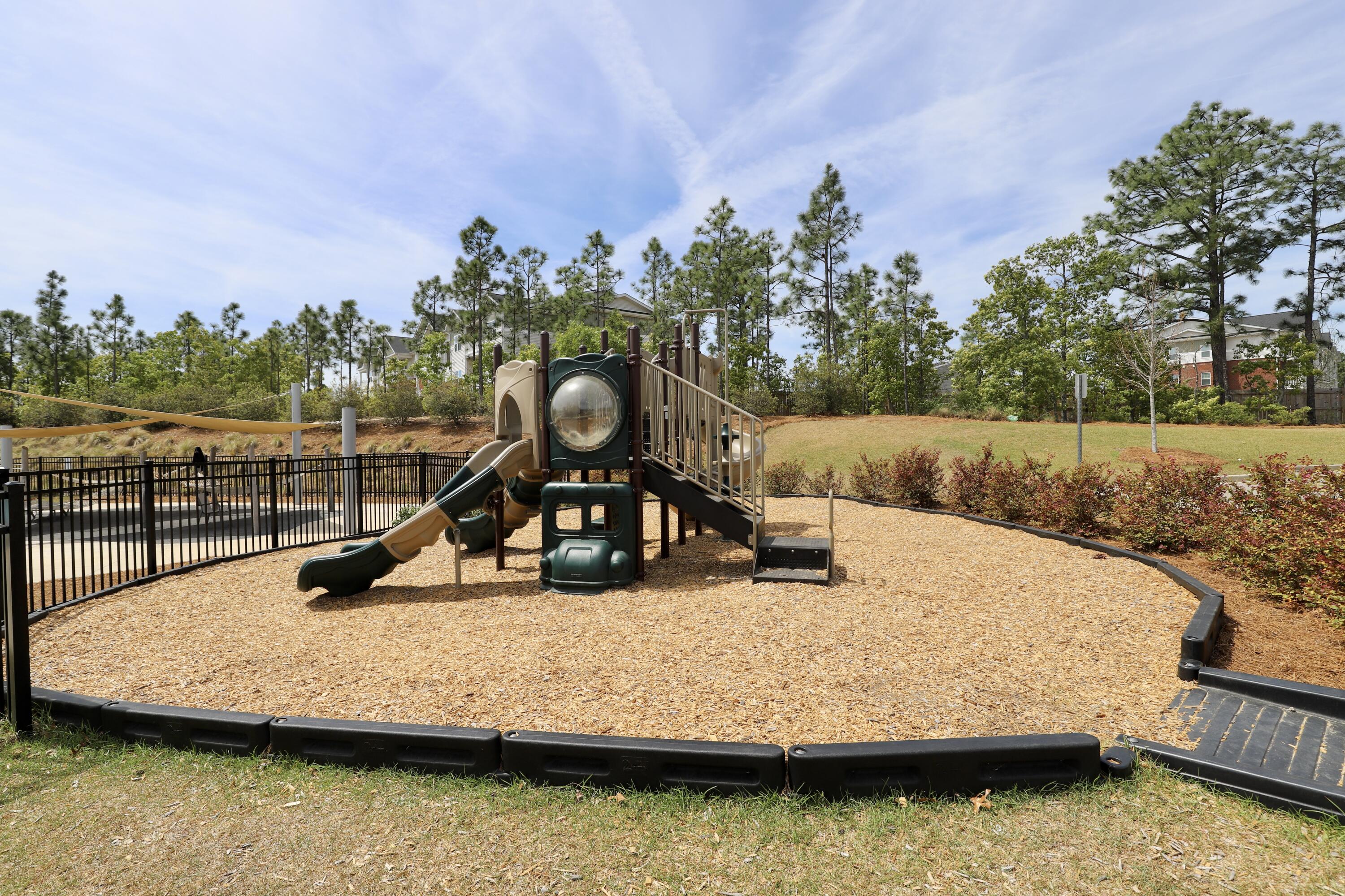 1052 Ashcroft Circle