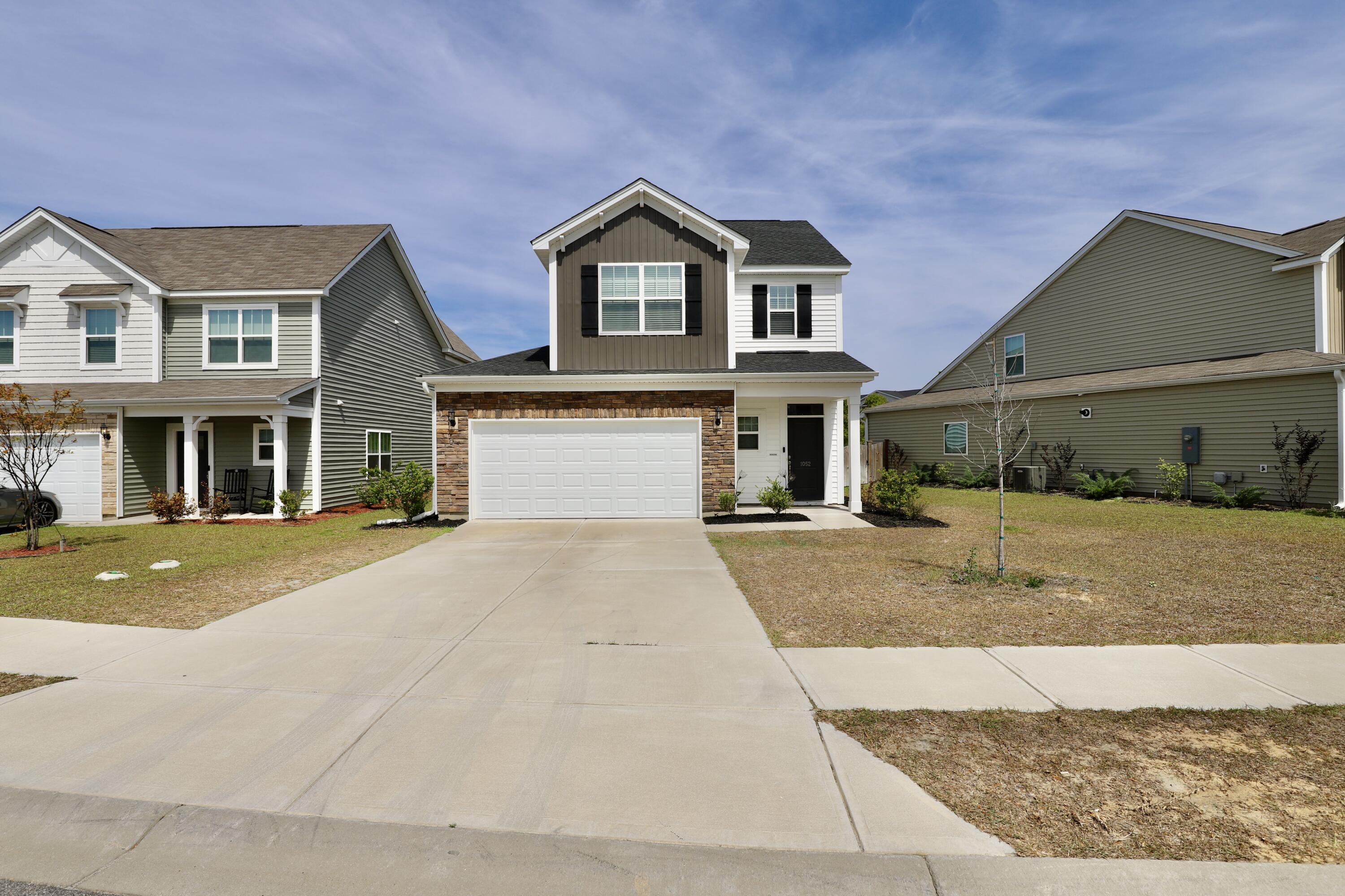 1052 Ashcroft Circle