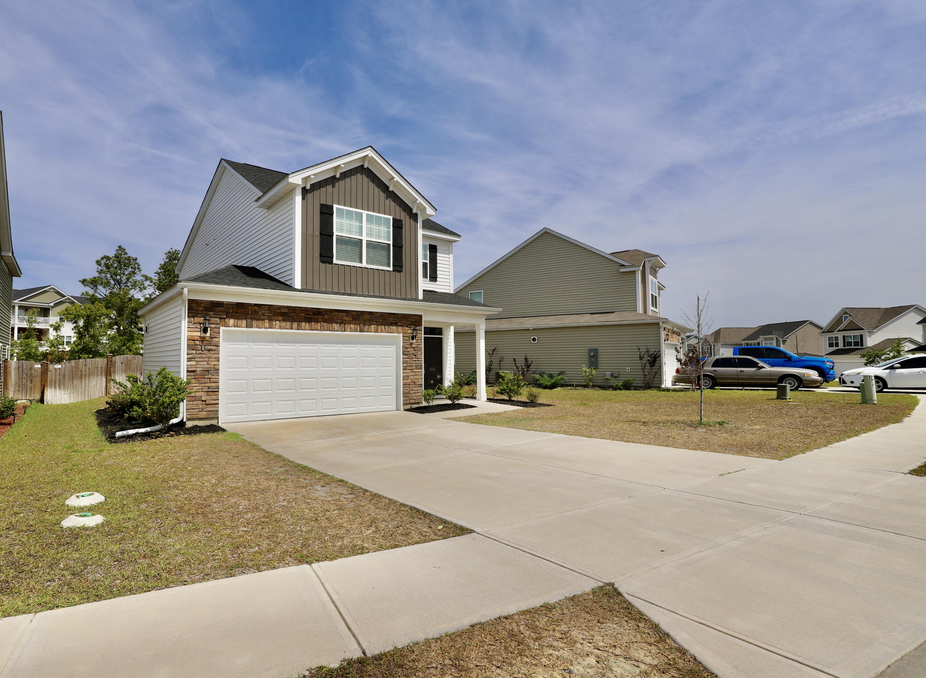 1052 Ashcroft Circle