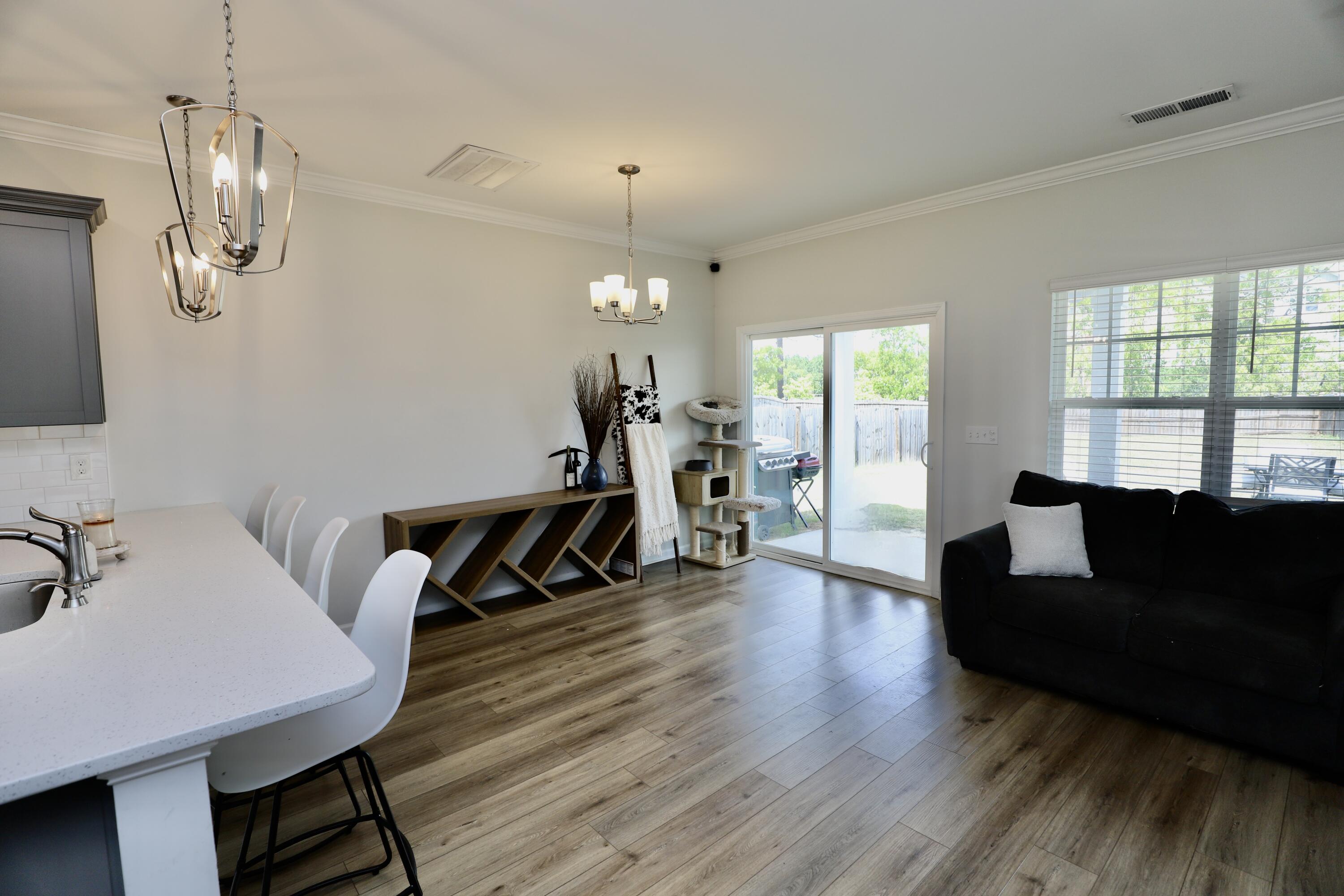 1052 Ashcroft Circle