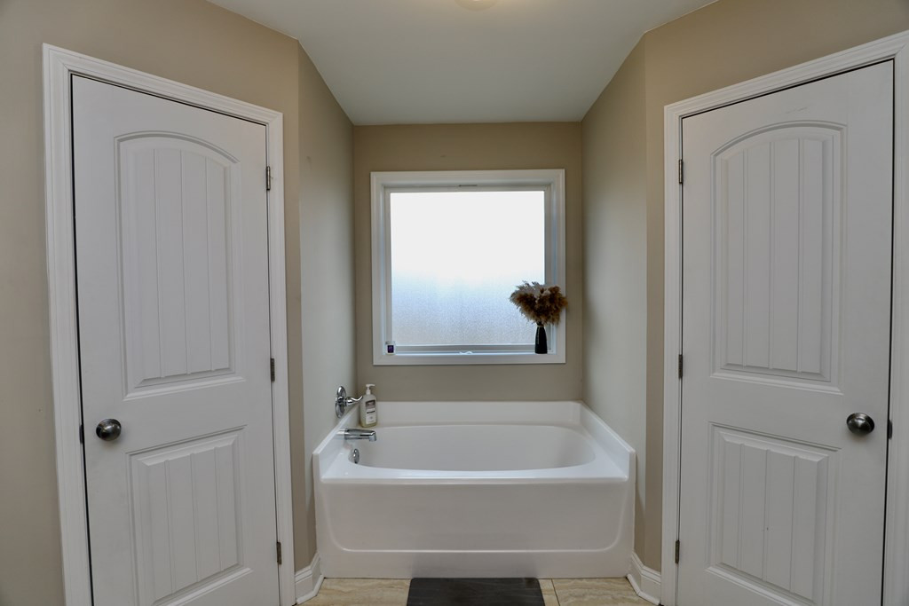 513 Waterlily Drive