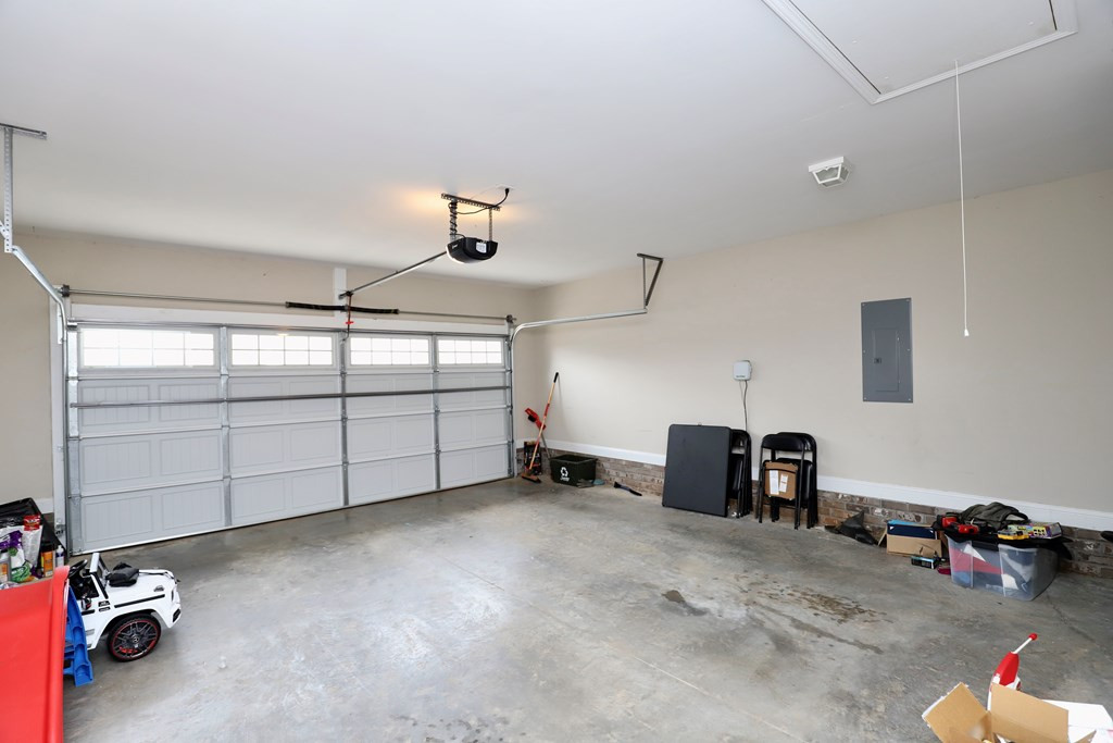 513 Waterlily Drive