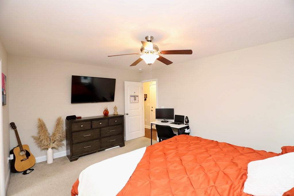 513 Waterlily Drive