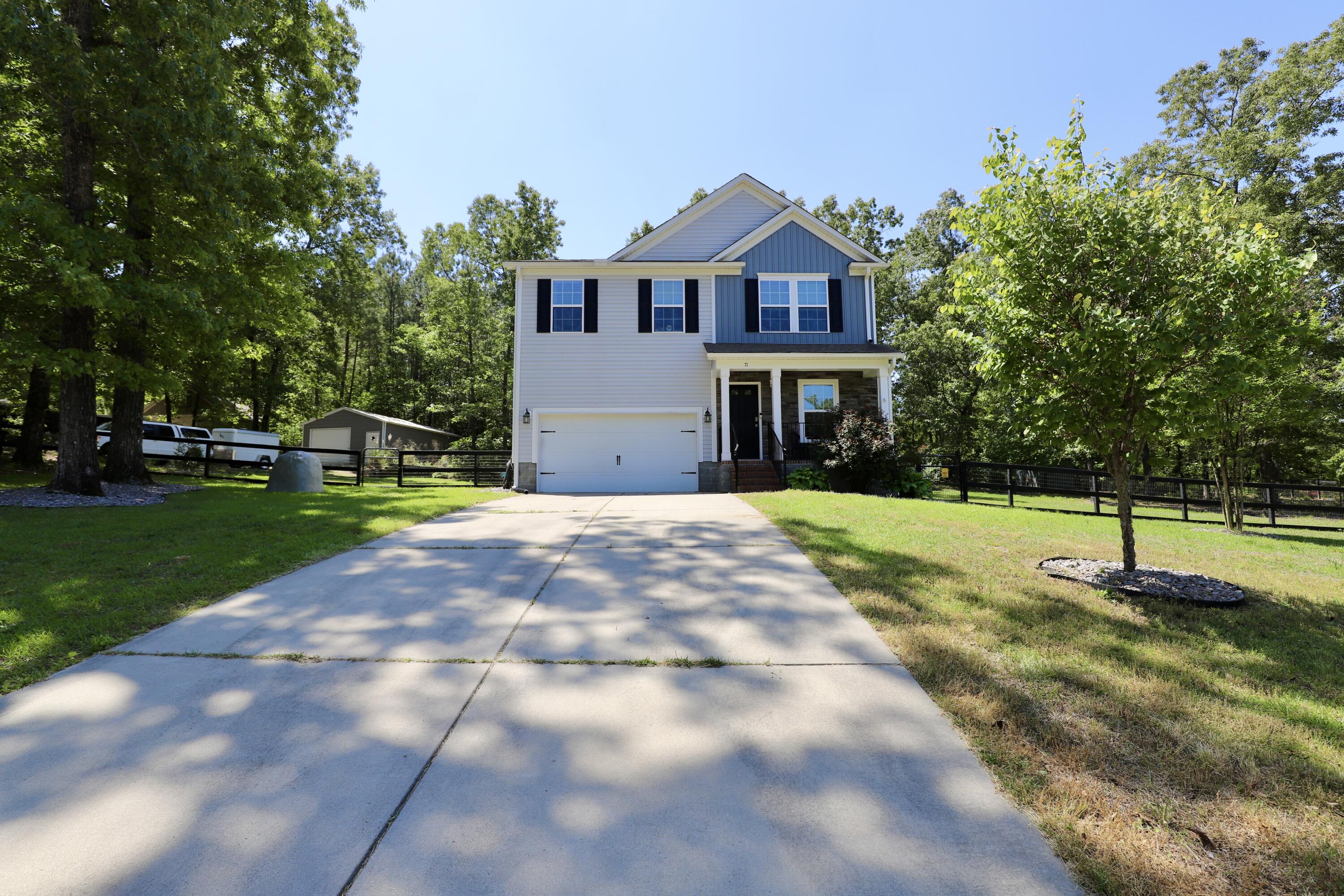 71 Carina Lane