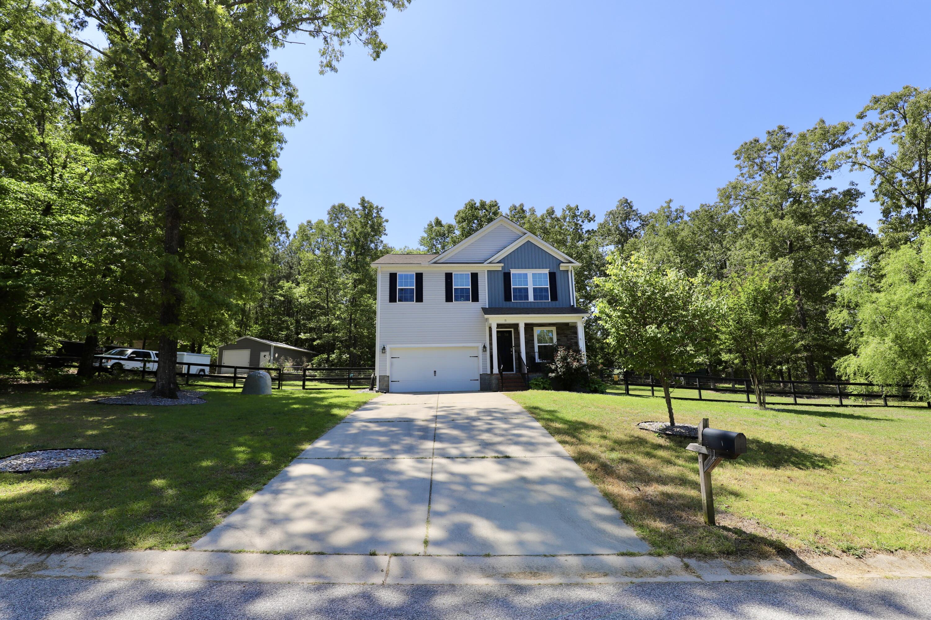 71 Carina Lane