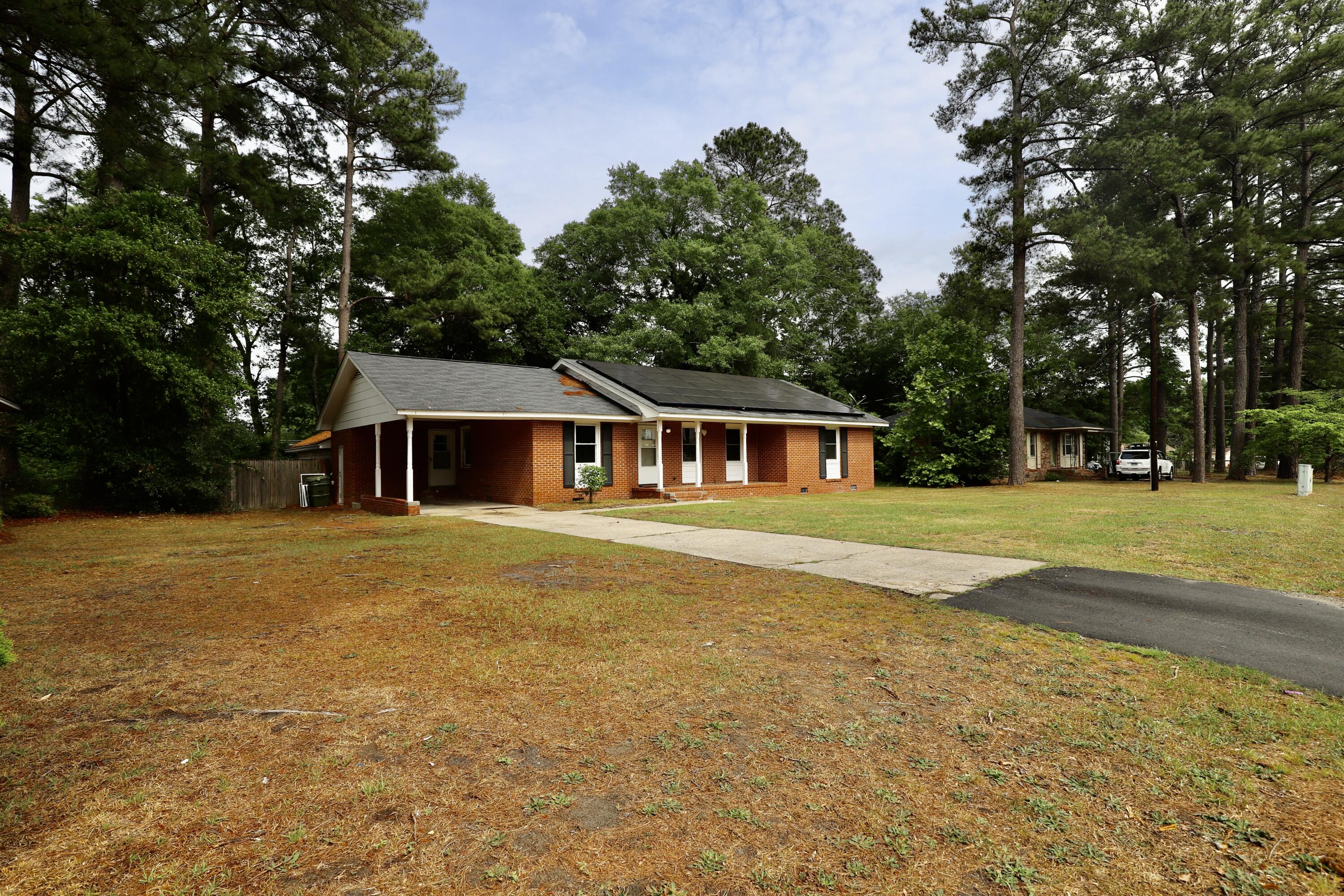 807 N Guignard Drive