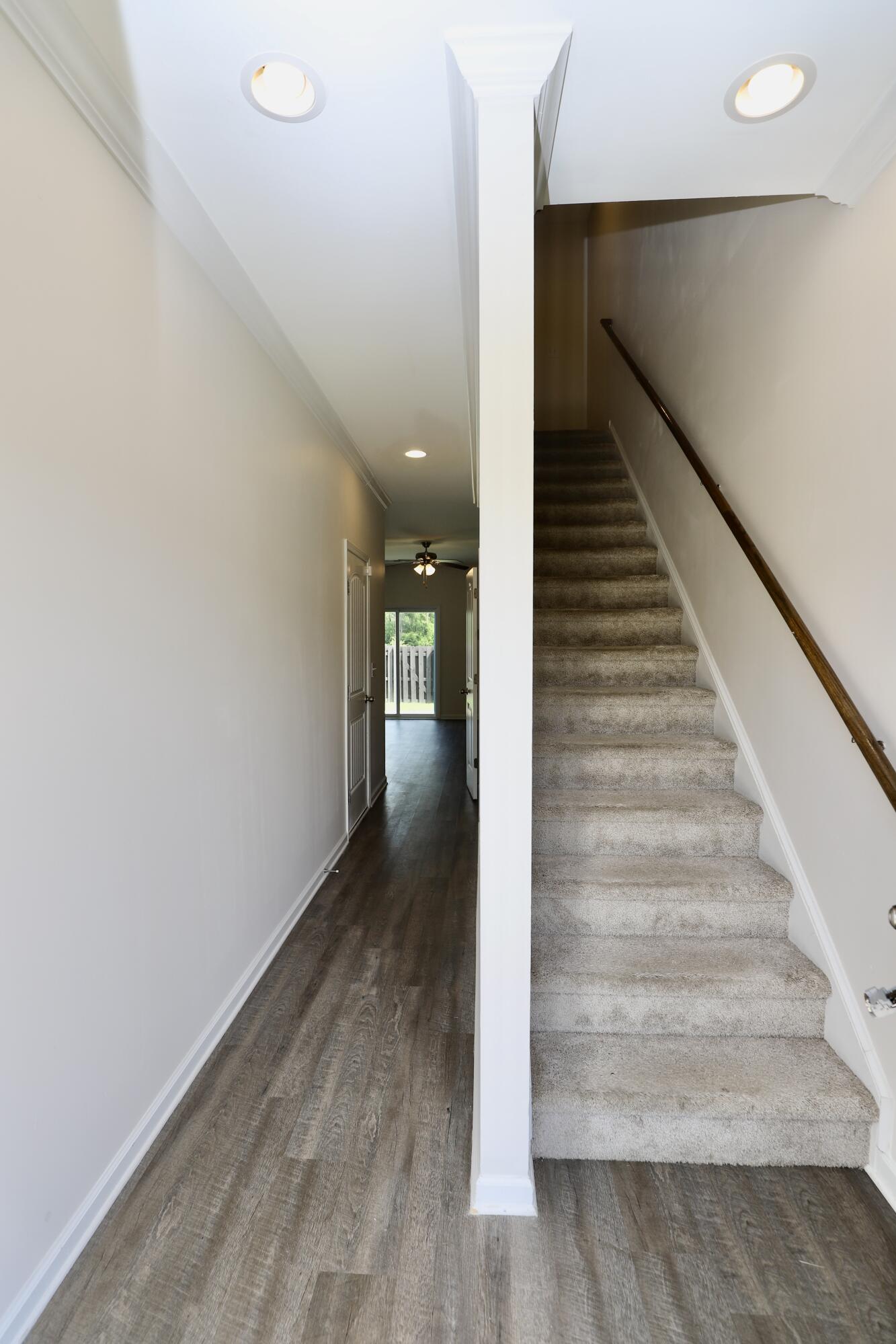 2943 Old Field Road