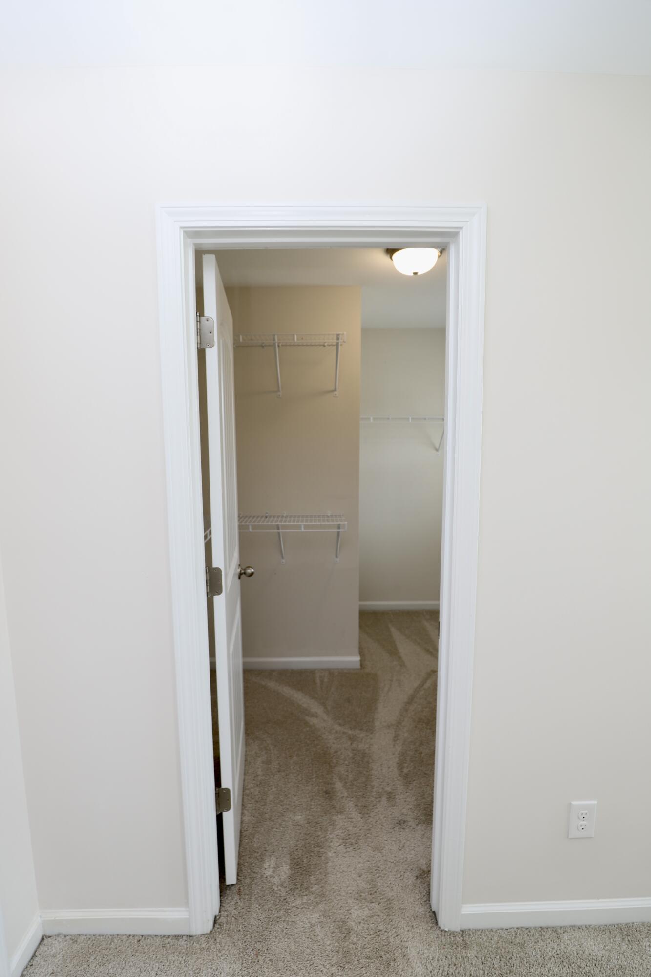 2943 Old Field Road