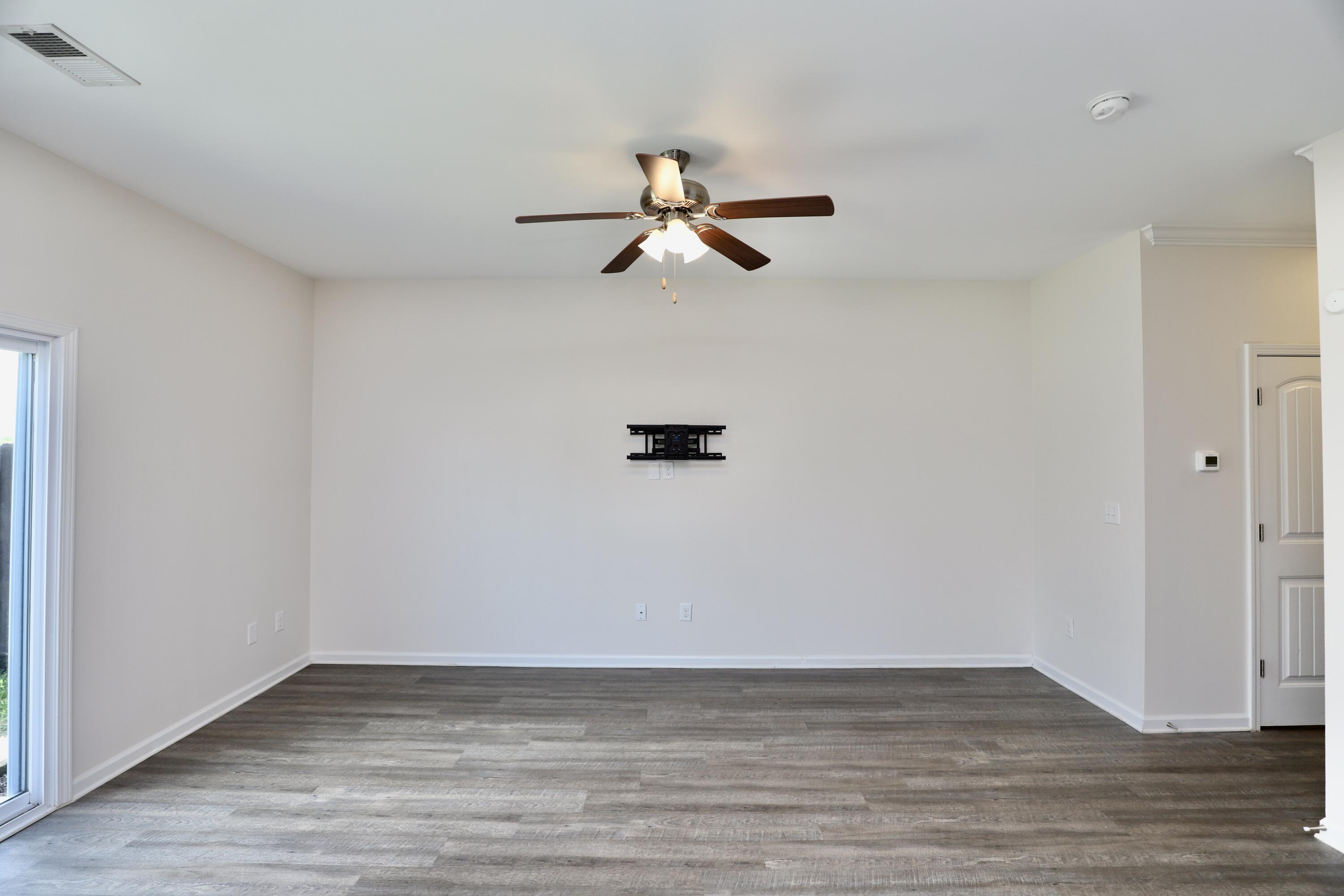 2943 Old Field Road