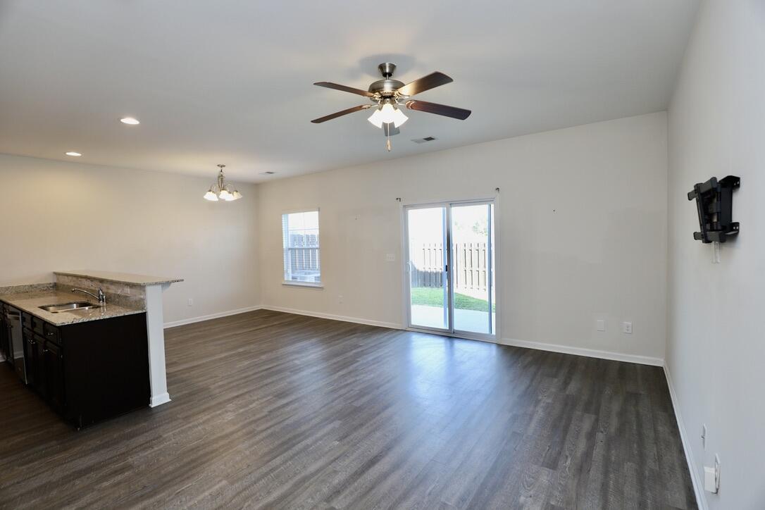 2943 Old Field Road