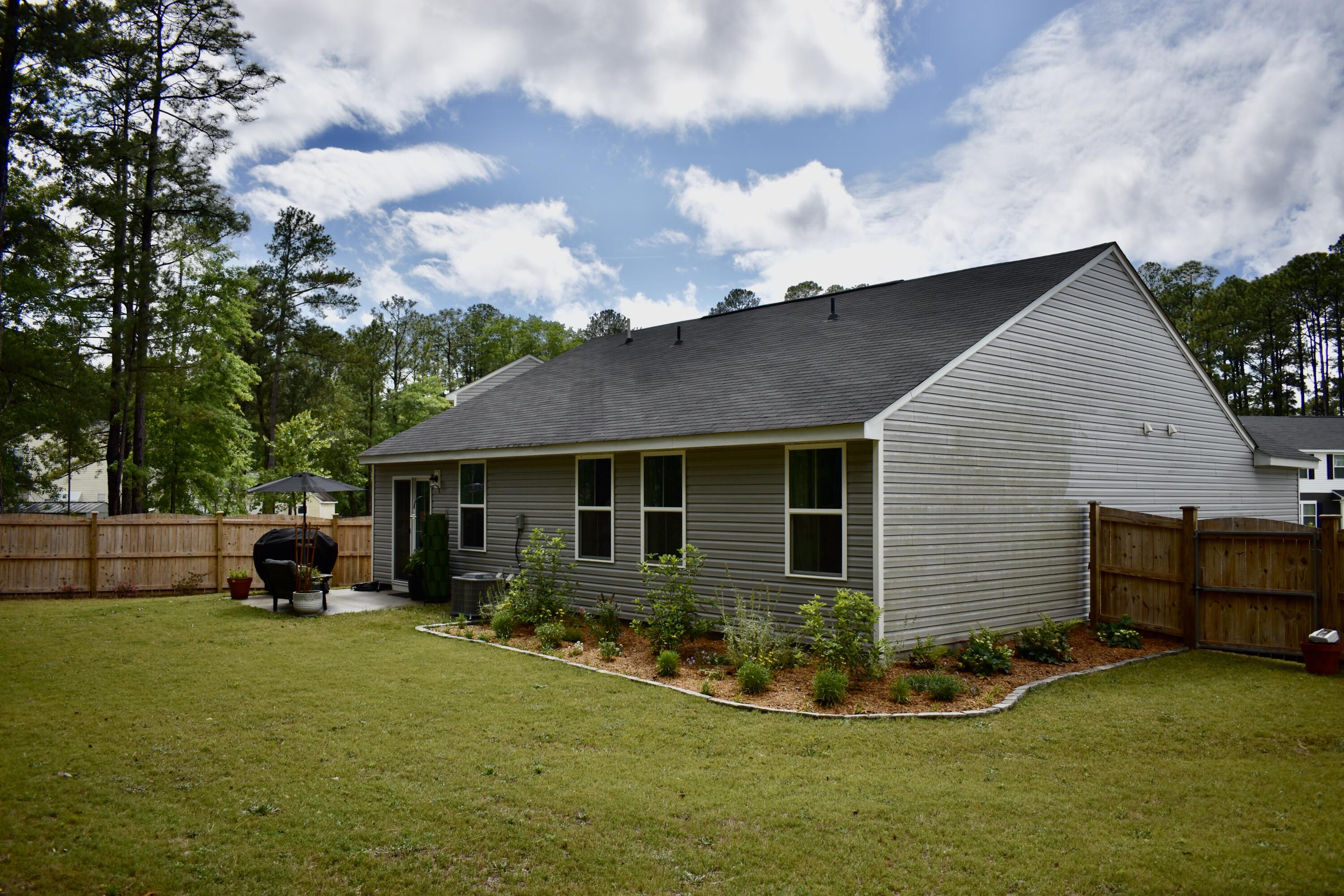 1029 Bermuda Cedar Lane