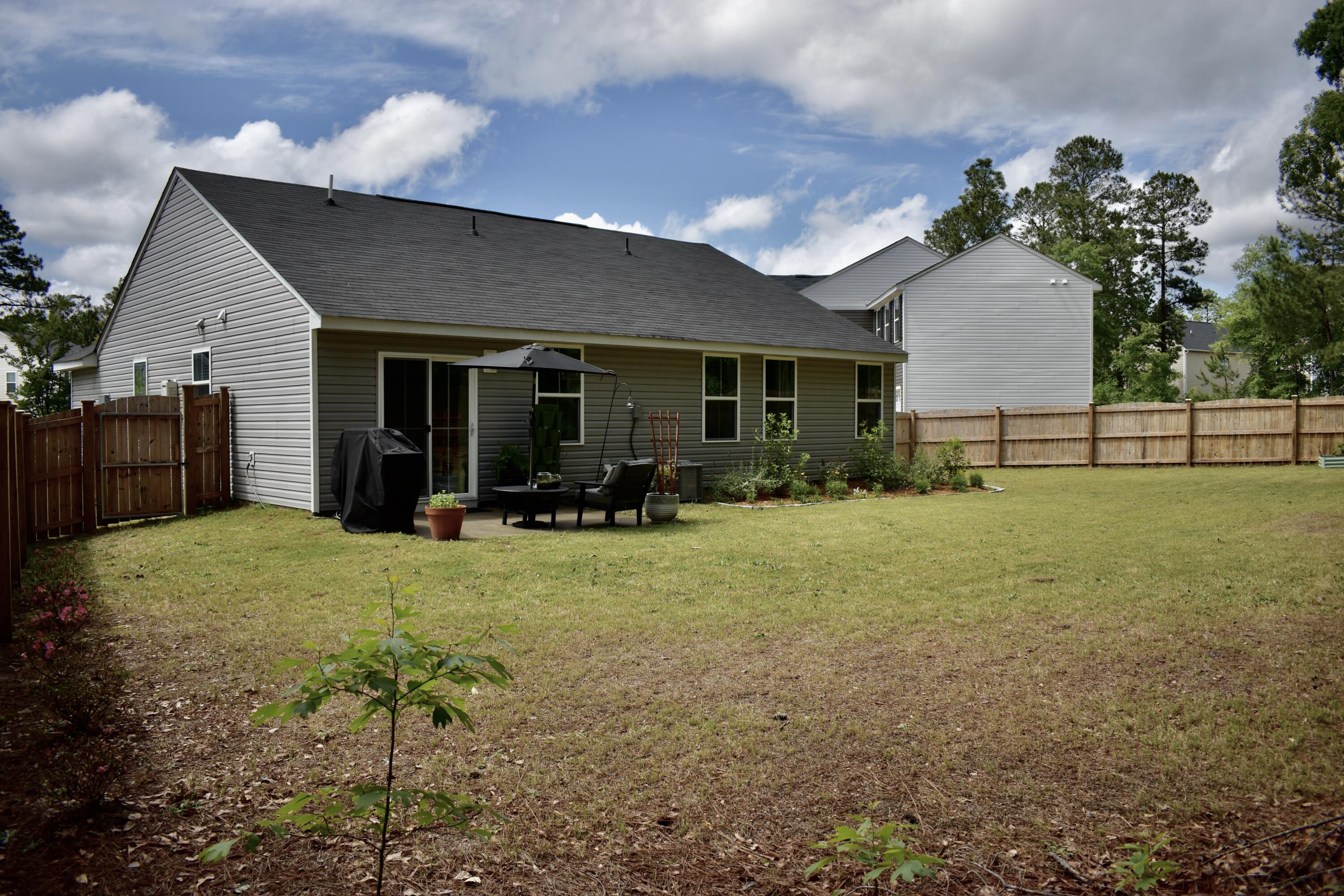 1029 Bermuda Cedar Lane