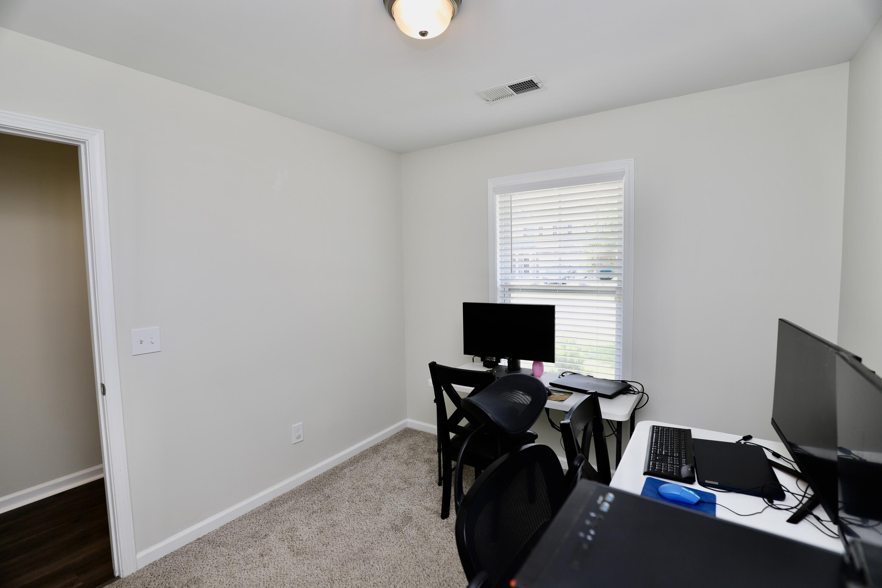17 Carriagebrook Circle