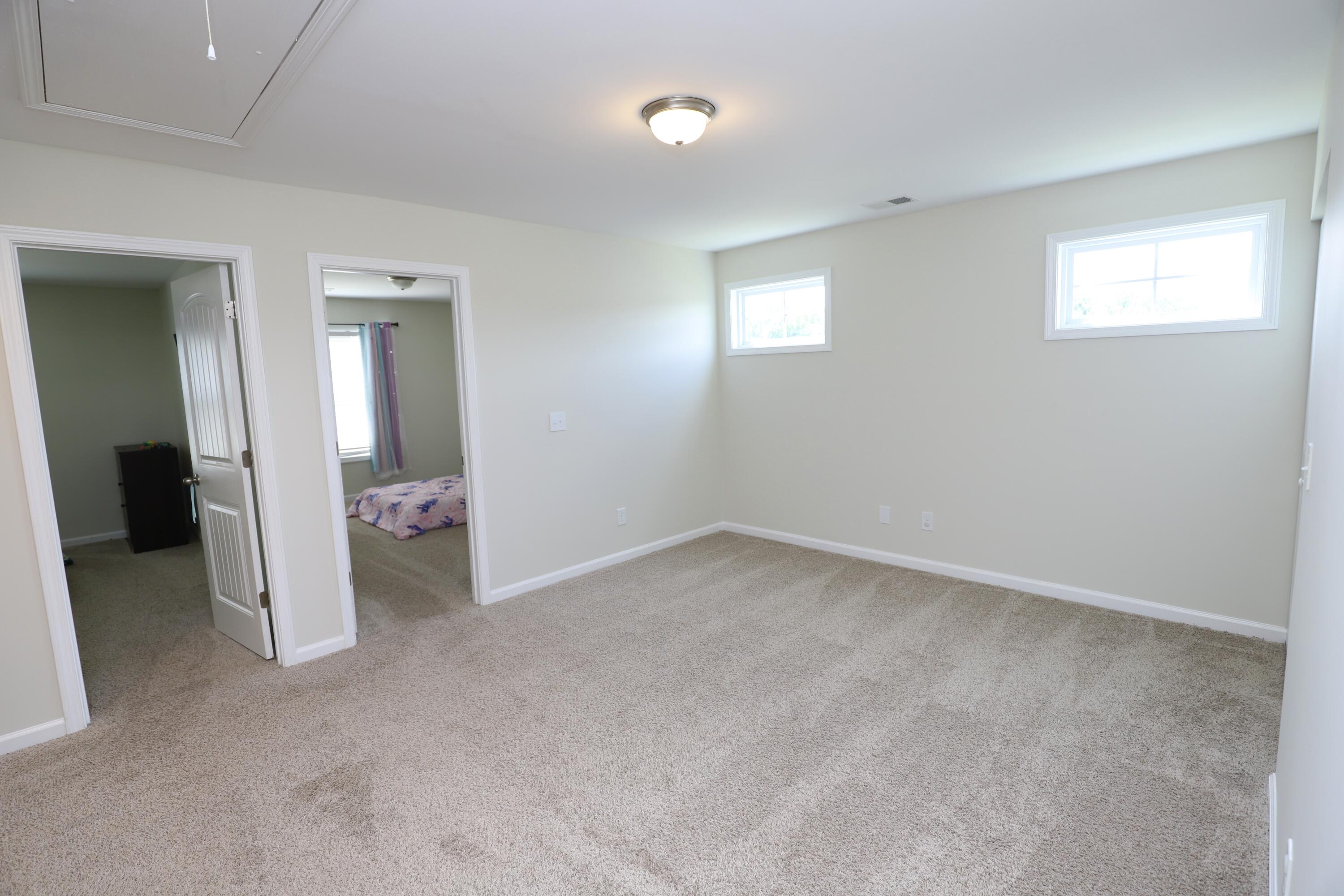 17 Carriagebrook Circle