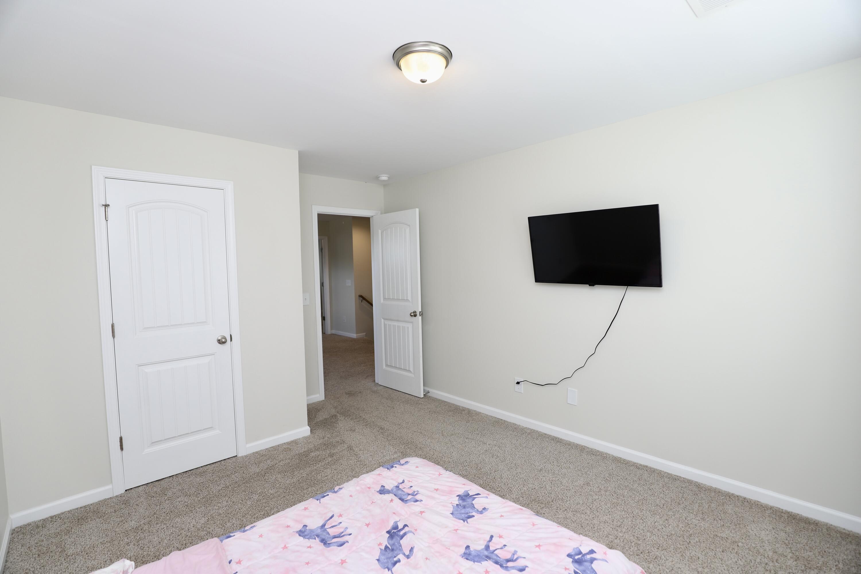 17 Carriagebrook Circle