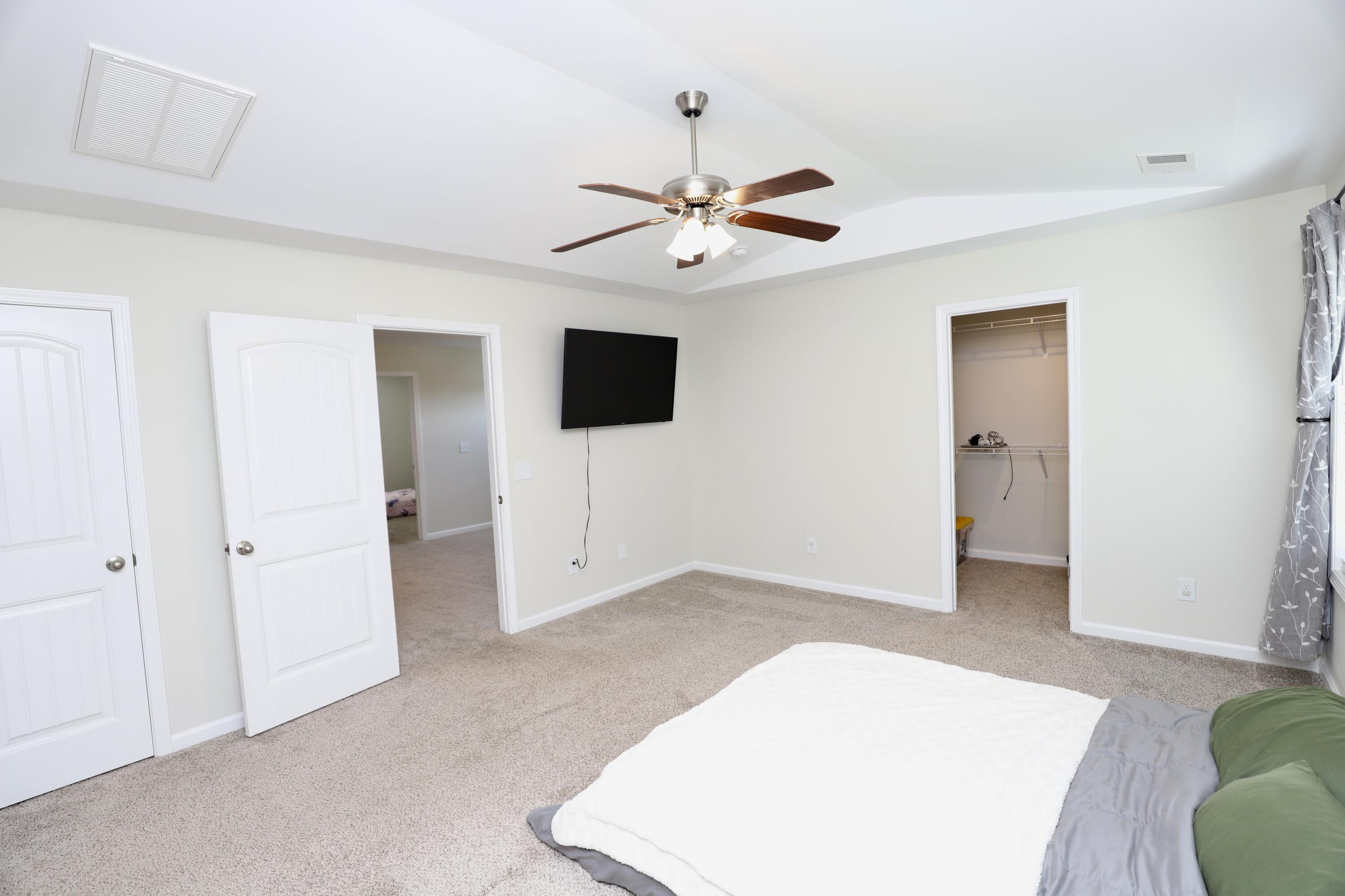 17 Carriagebrook Circle