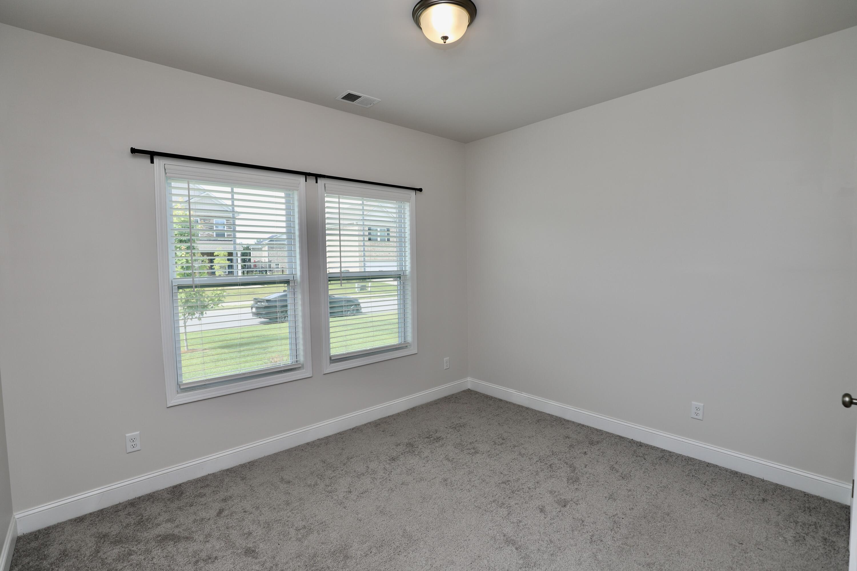 870 Curlew Circle