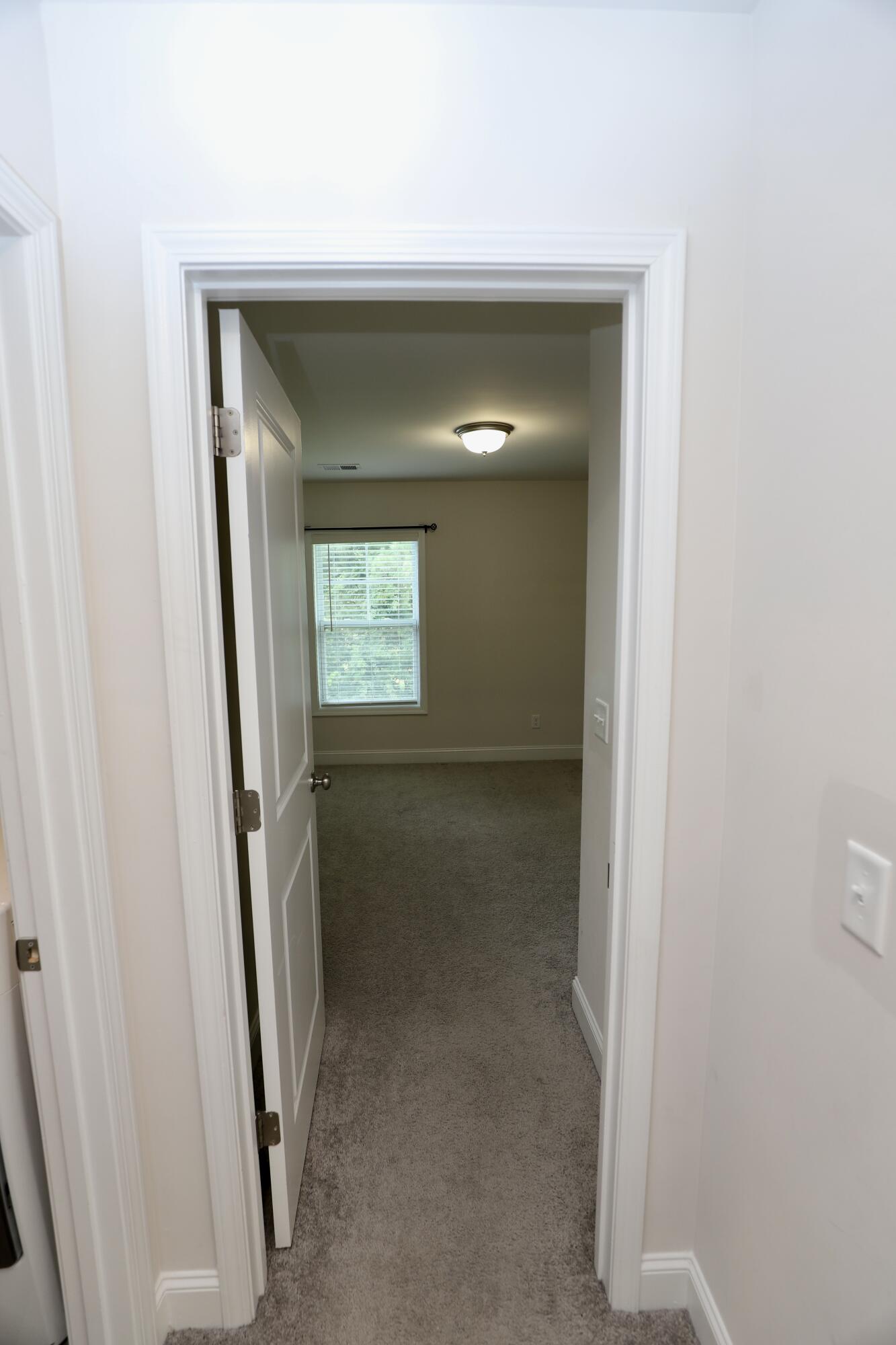 870 Curlew Circle