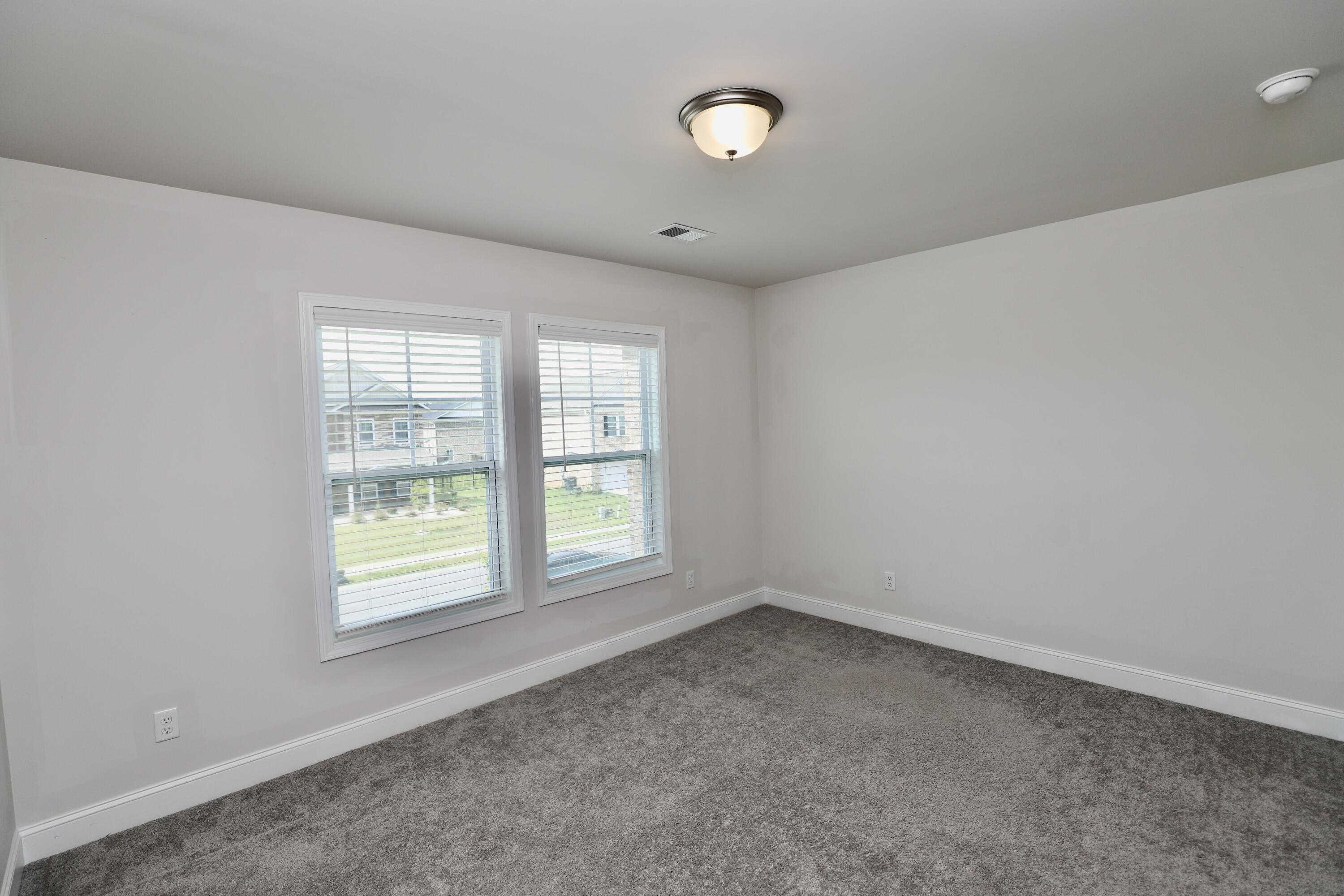 870 Curlew Circle