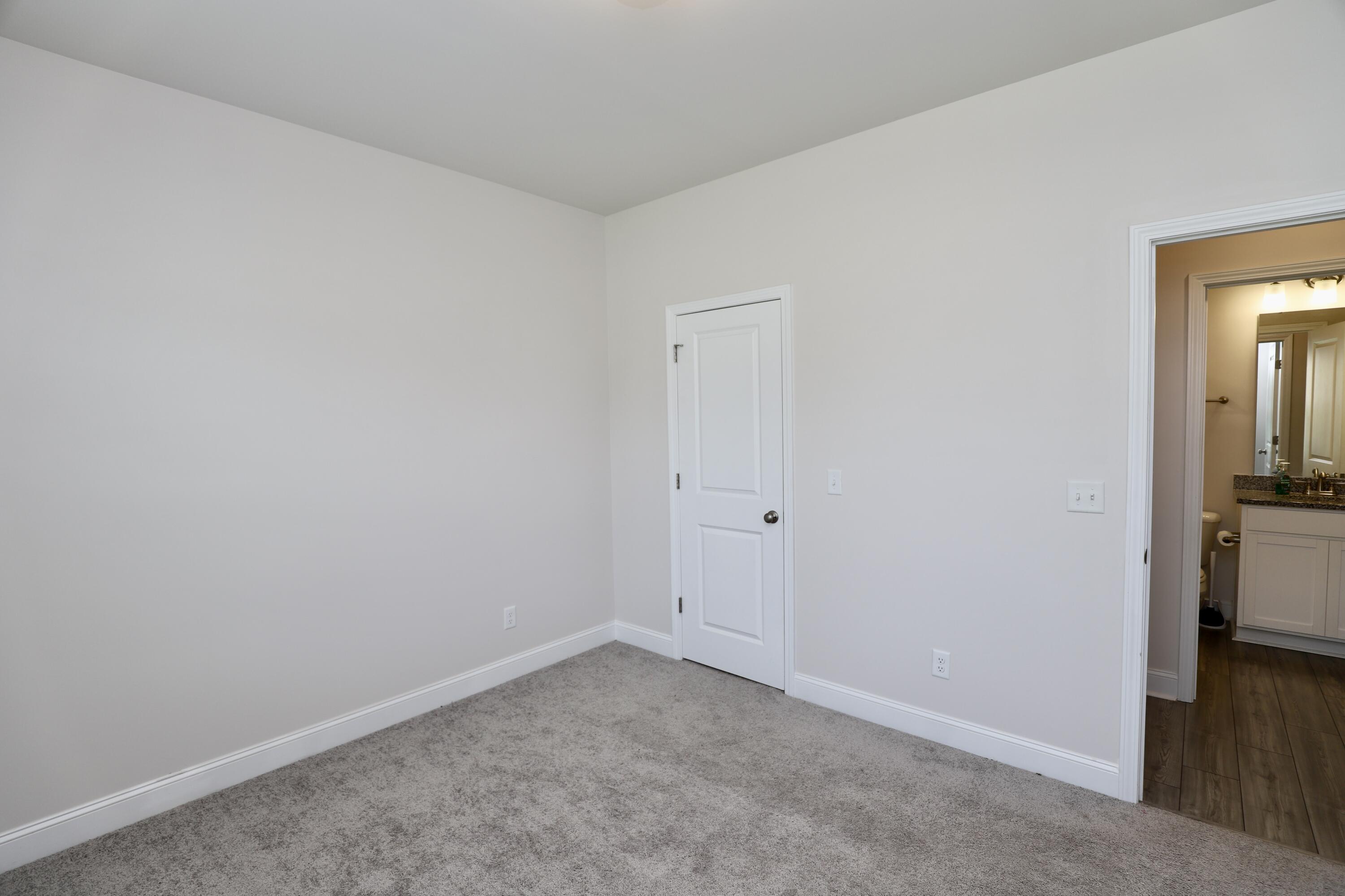 870 Curlew Circle